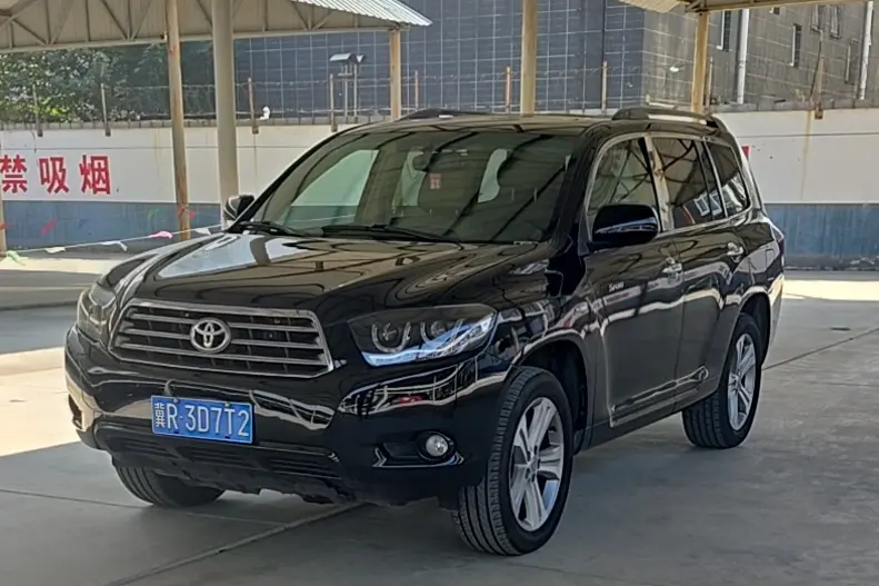 Toyota Highlander  из Китая