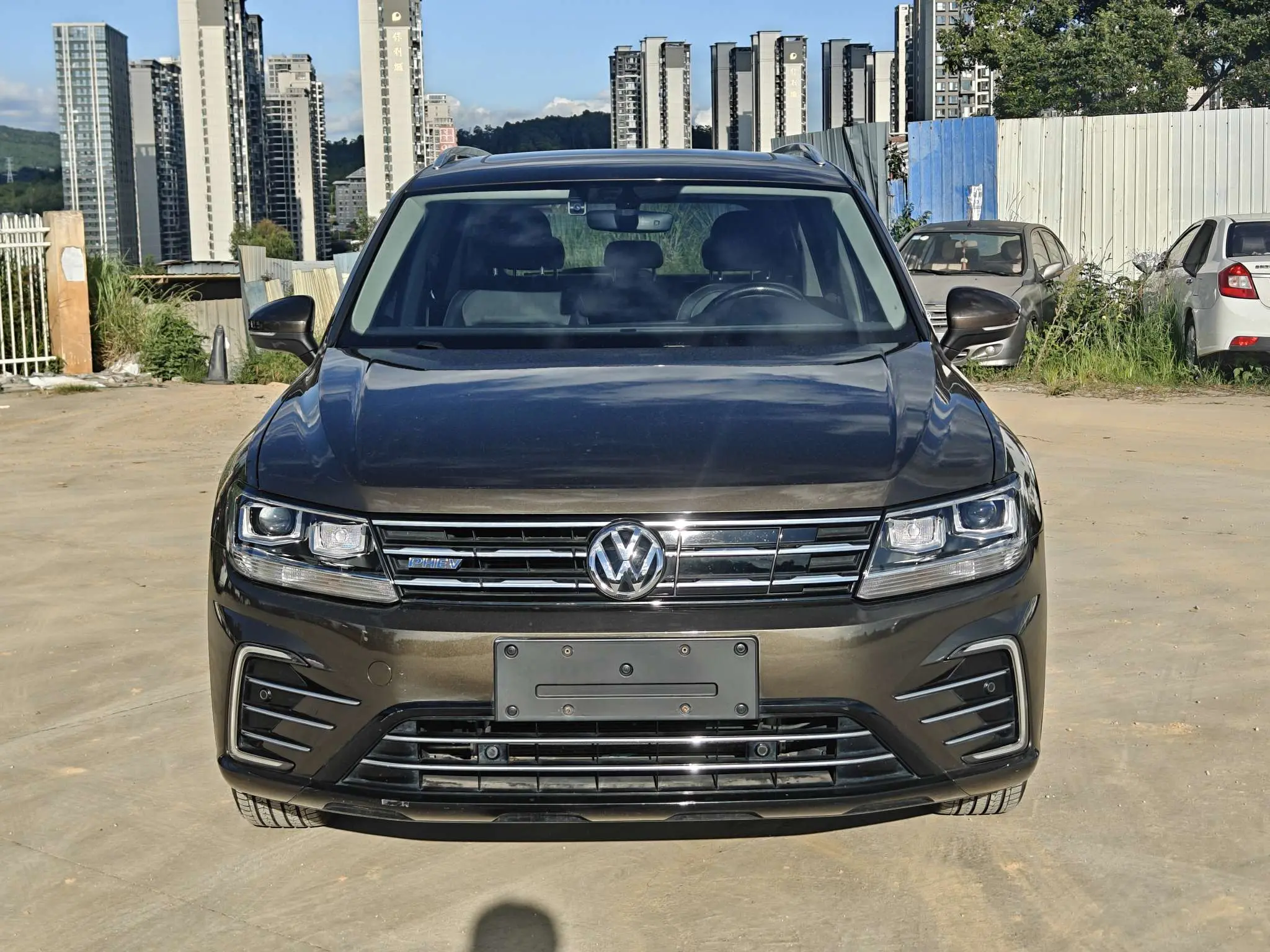 Volkswagen Tiguan L PHEV  из Китая