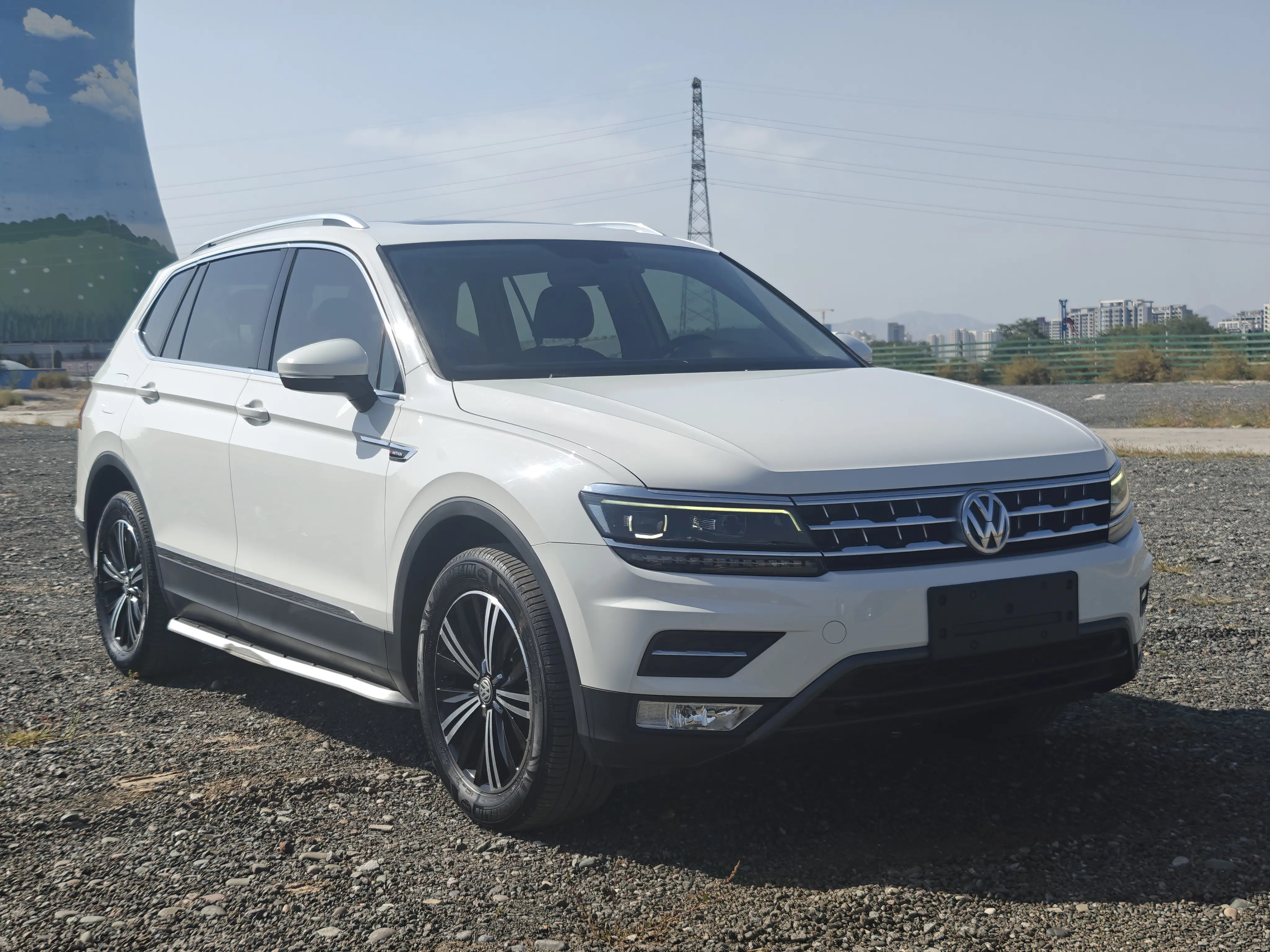 Volkswagen Tiguan L