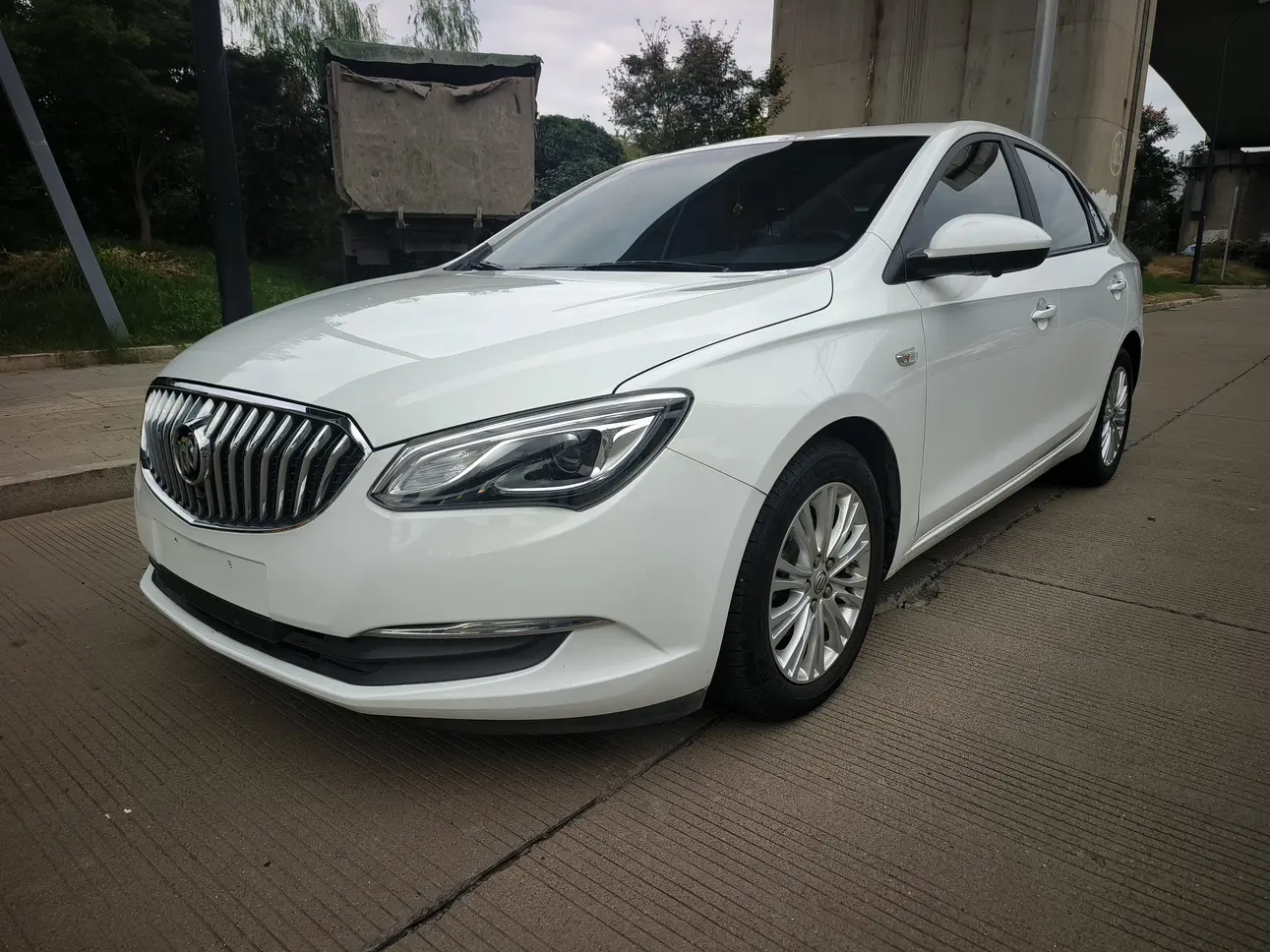 Buick Yinglang