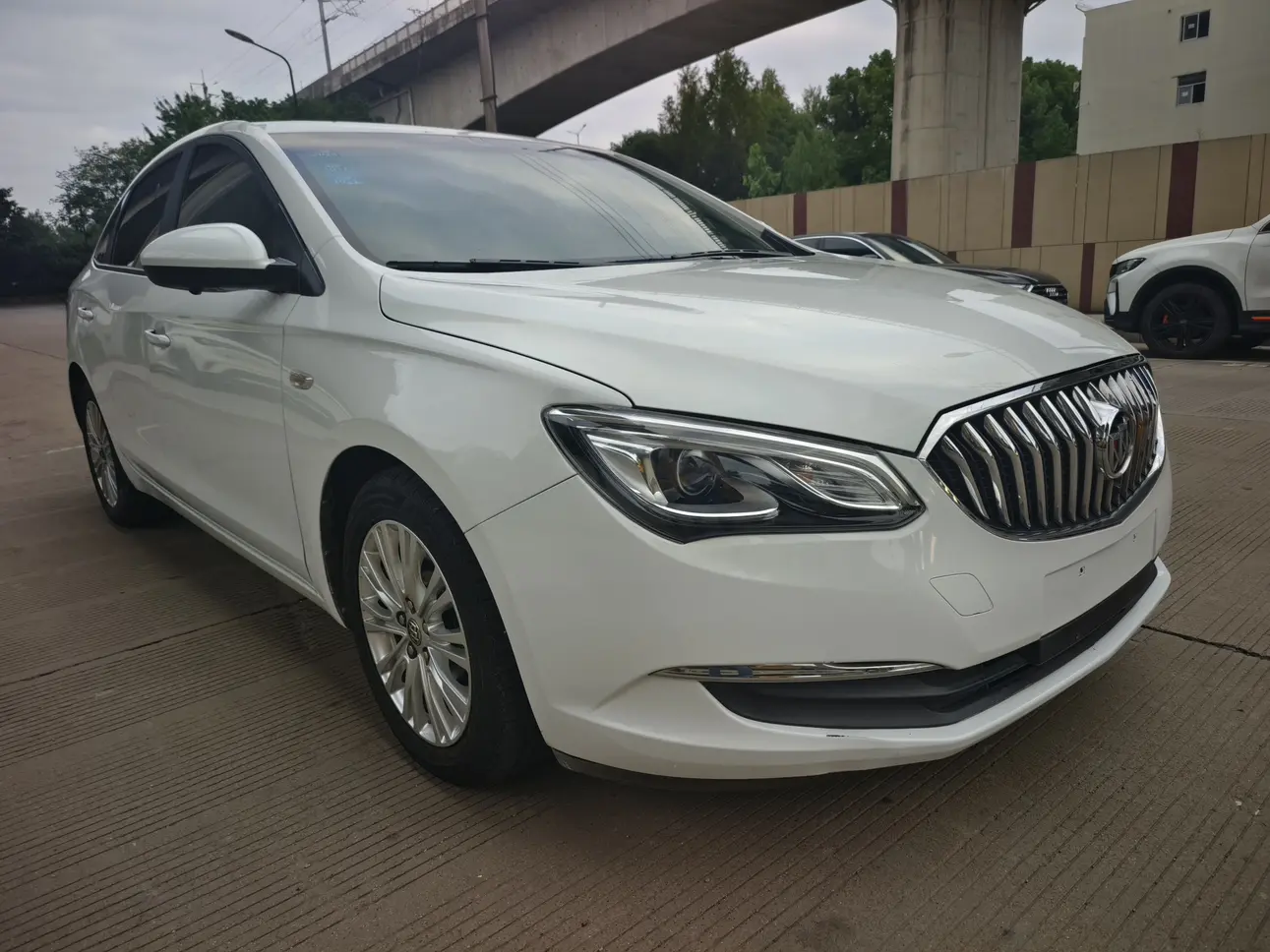 Buick Yinglang