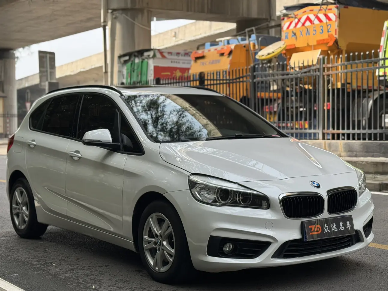 BMW 2 series station wagon