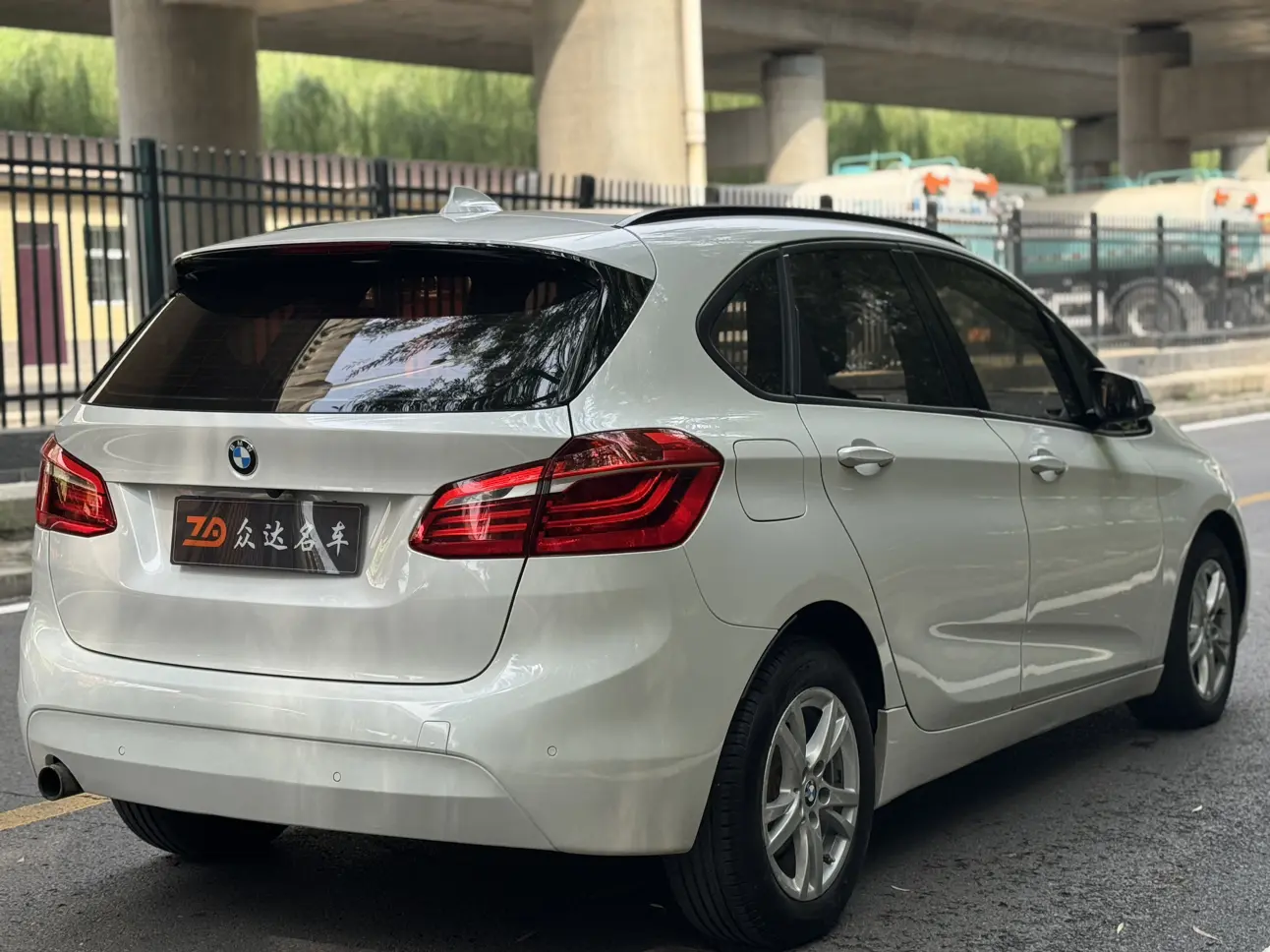 BMW 2 series station wagon