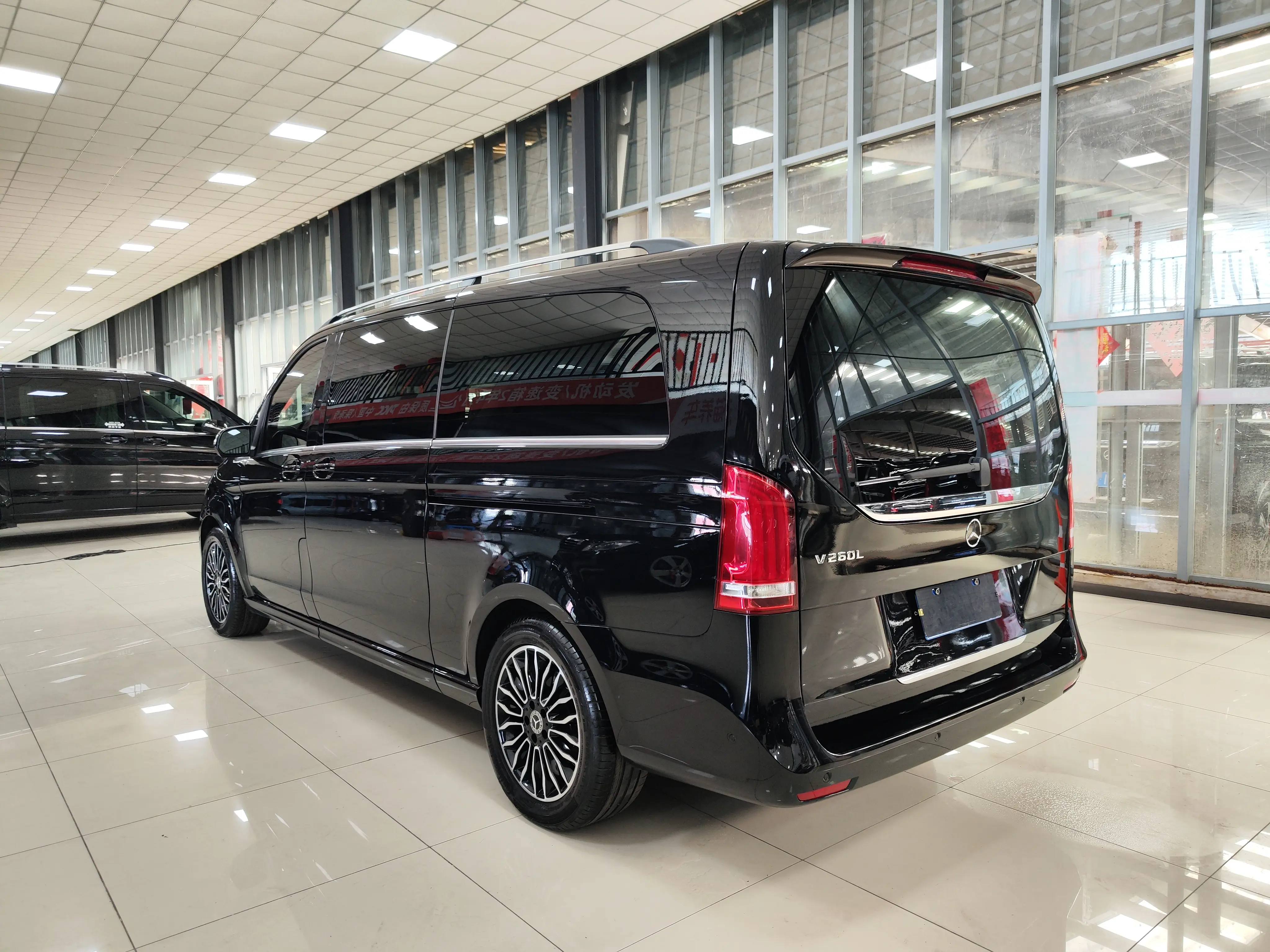 Mercedes-Benz Mercedes Benz V Class