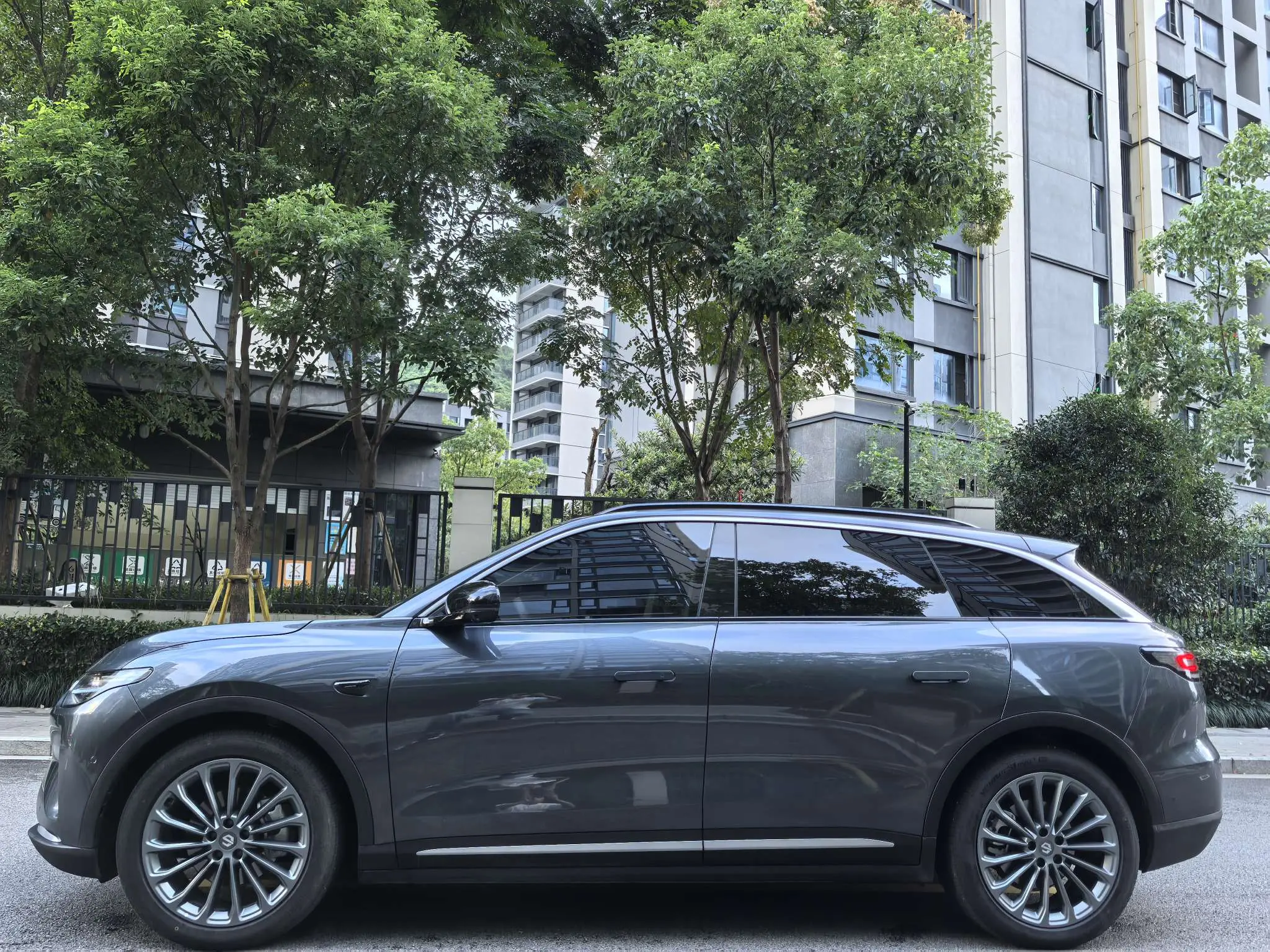 Leapmotor Zero running C11