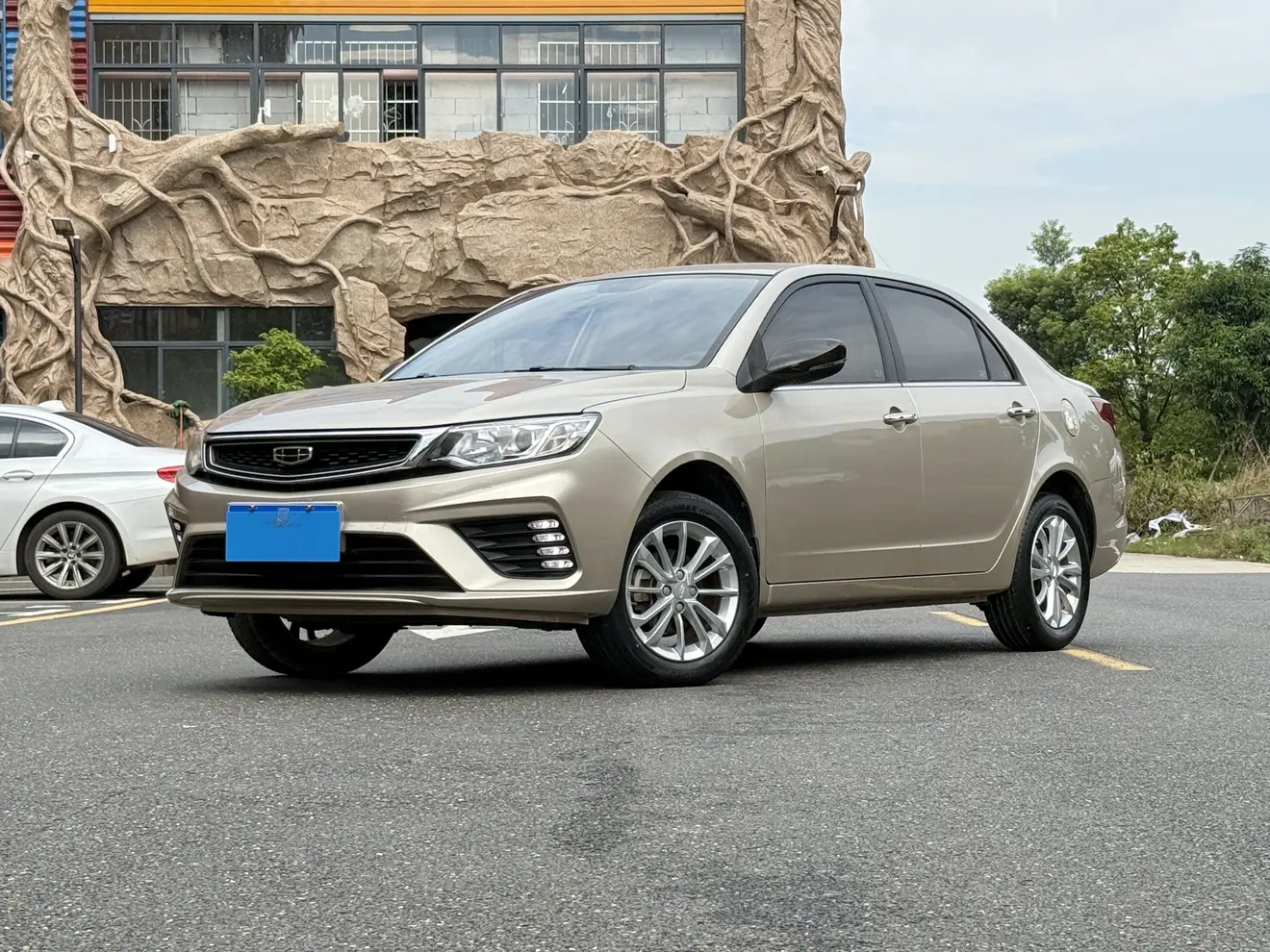 Geely Vision  из Китая