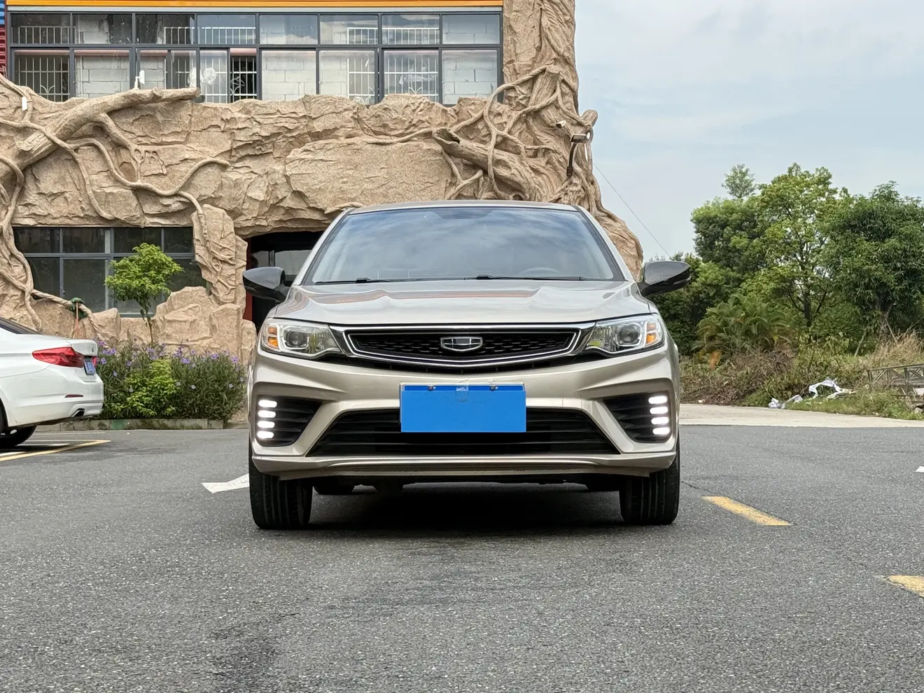 Geely Vision  из Китая