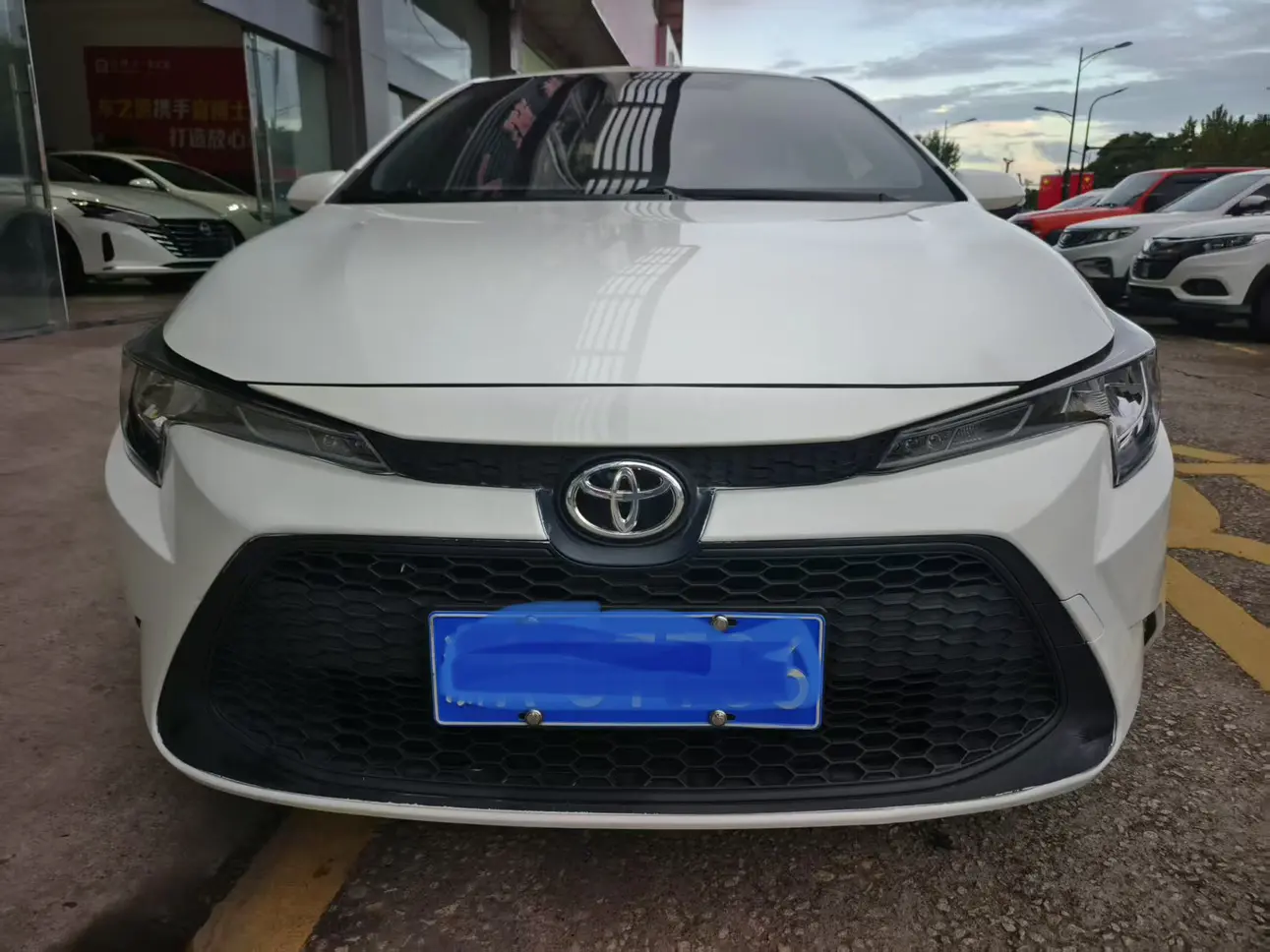 Toyota Levin (Lei Ling)  из Китая