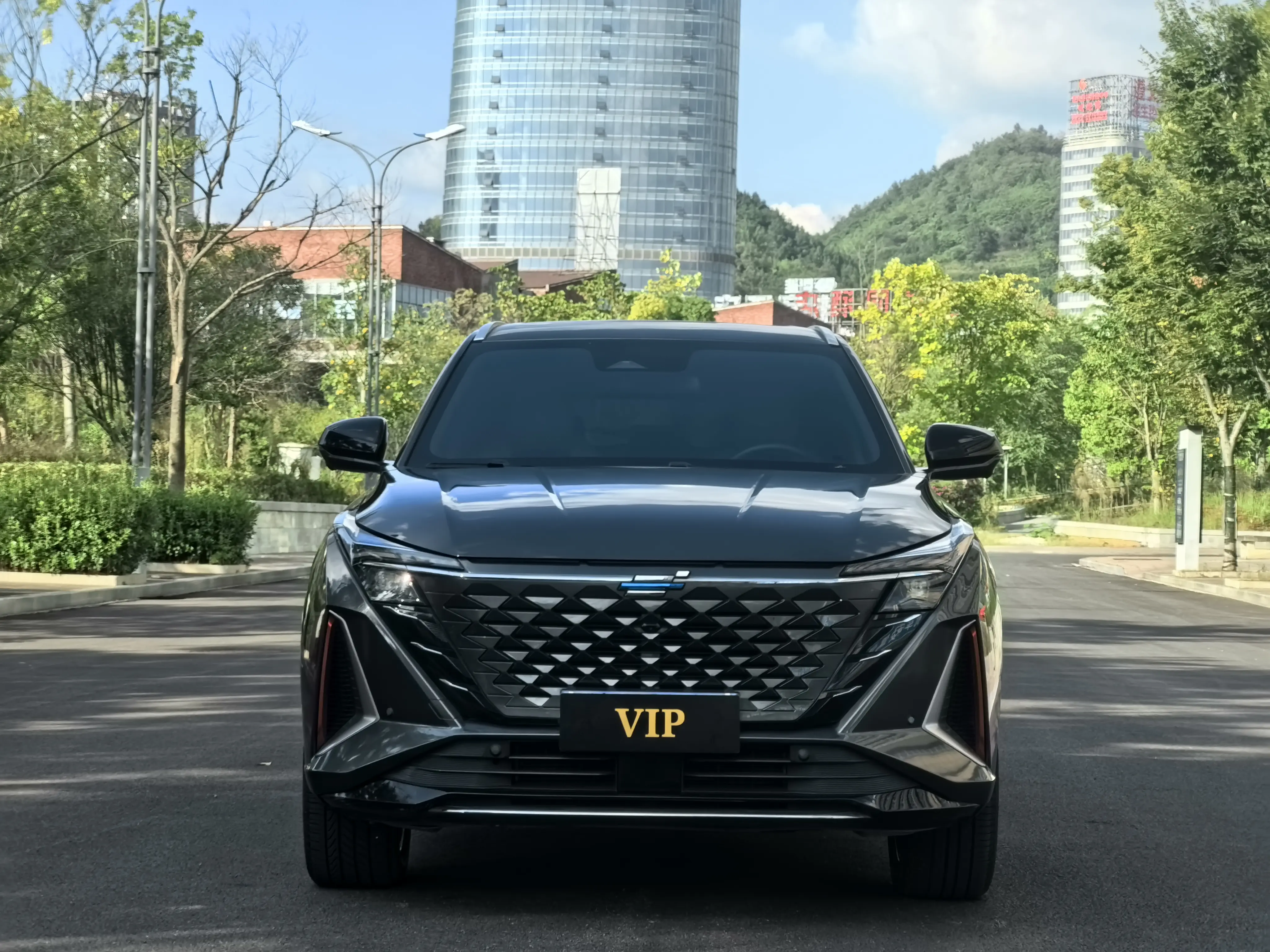 Oshan Changan Auchan Z6