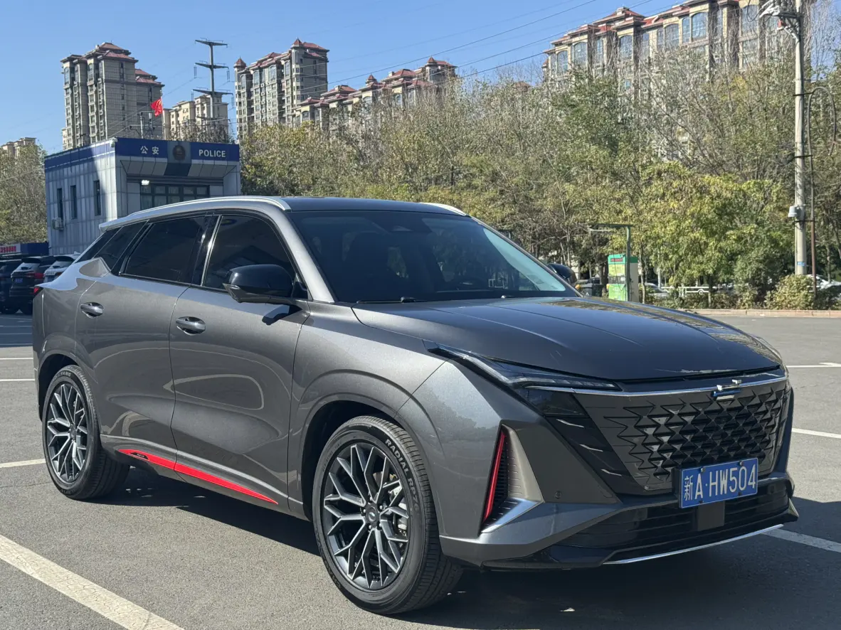 Oshan Changan Auchan Z6