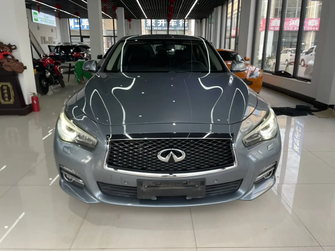 Infiniti Q50L