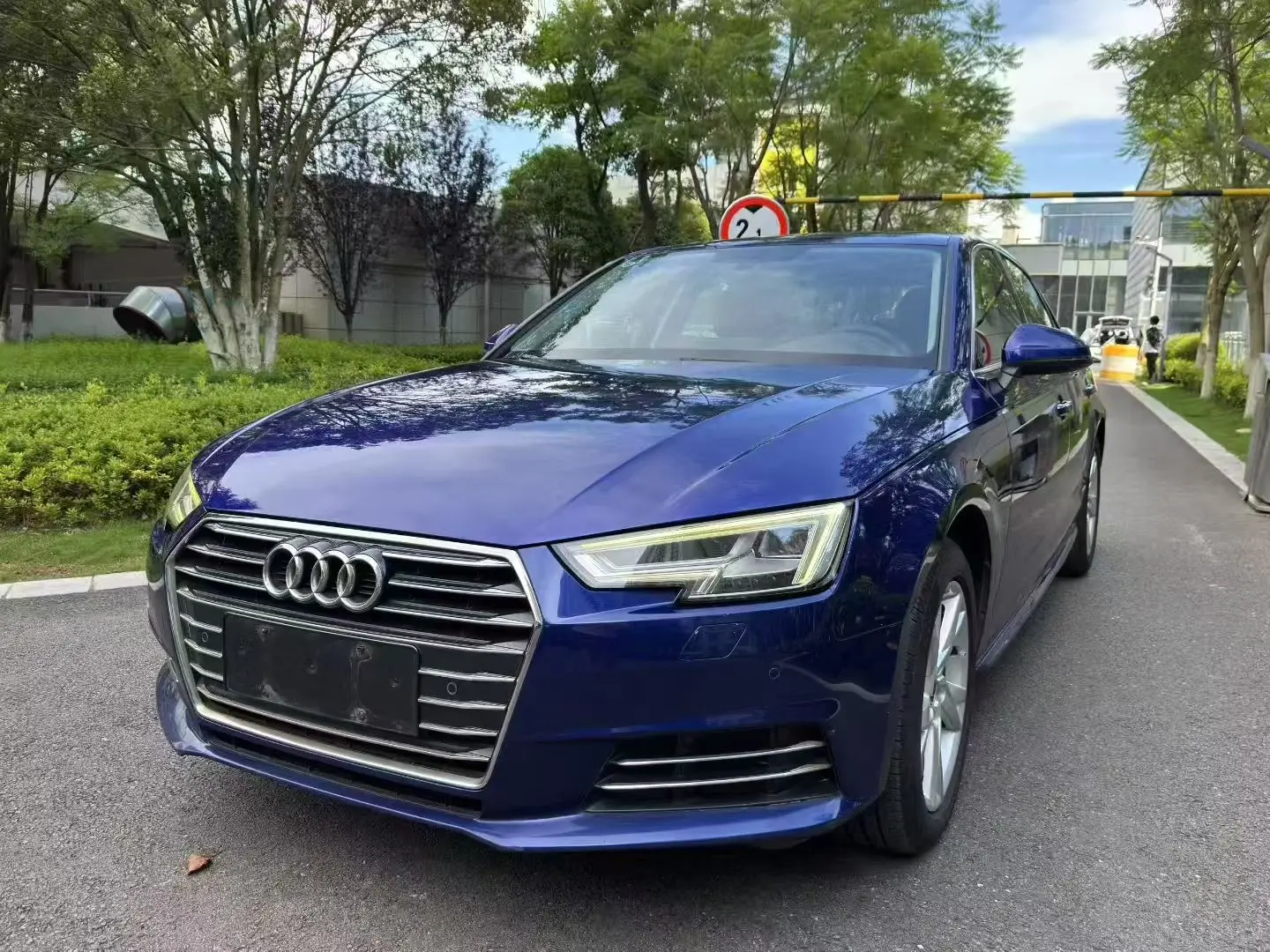 Audi A4L  из Китая