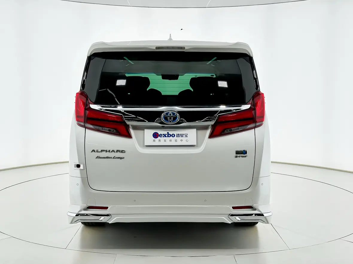 Toyota Crown Wellfire