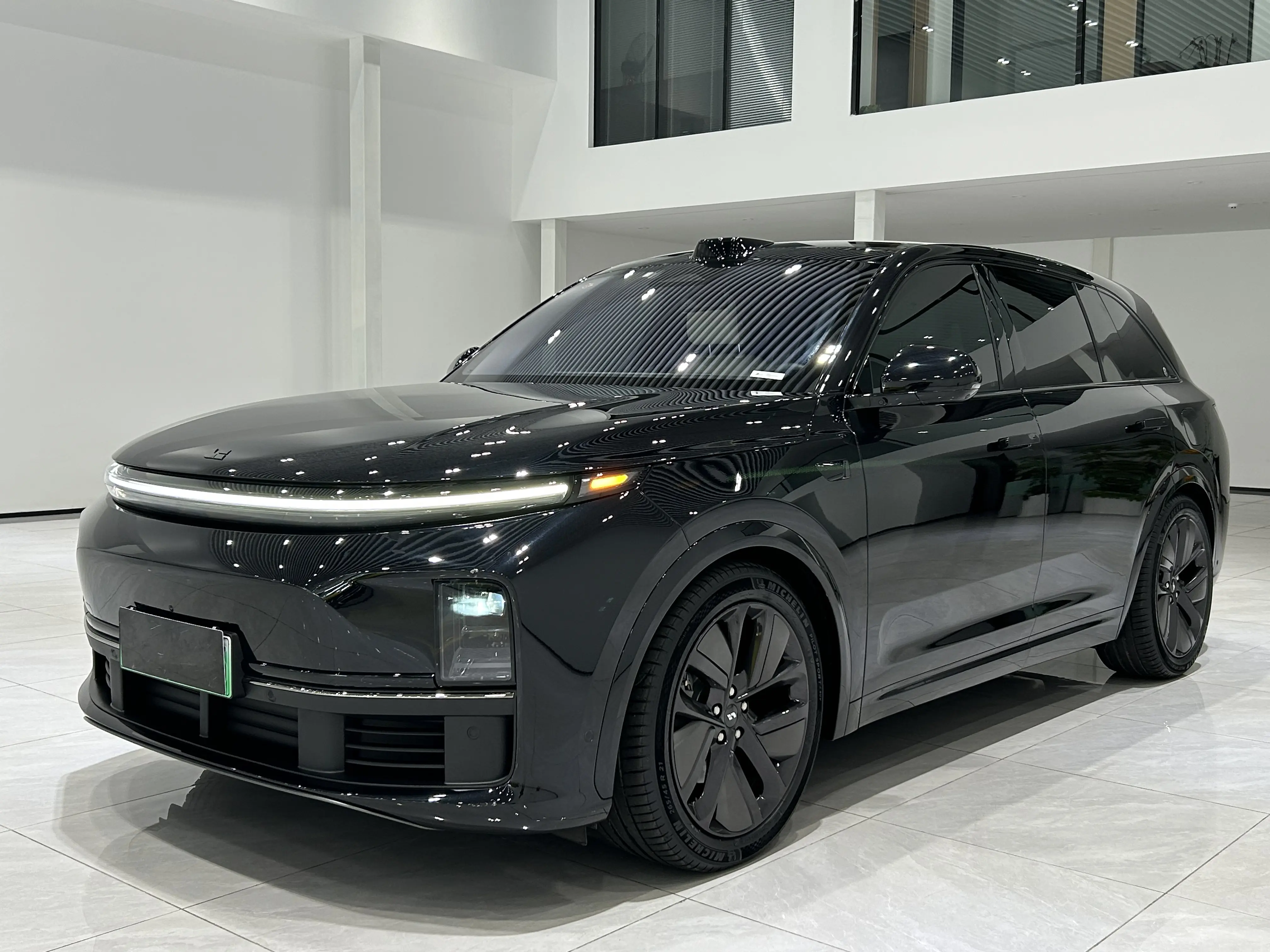 Li L7 (Ideal L7)  из Китая