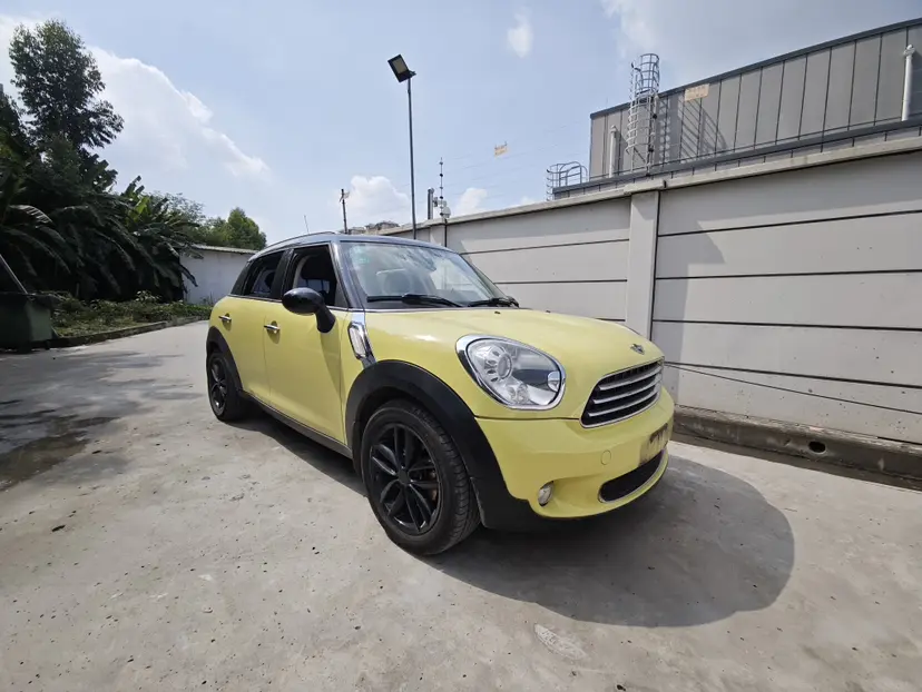 MINI COUNTRYMAN
