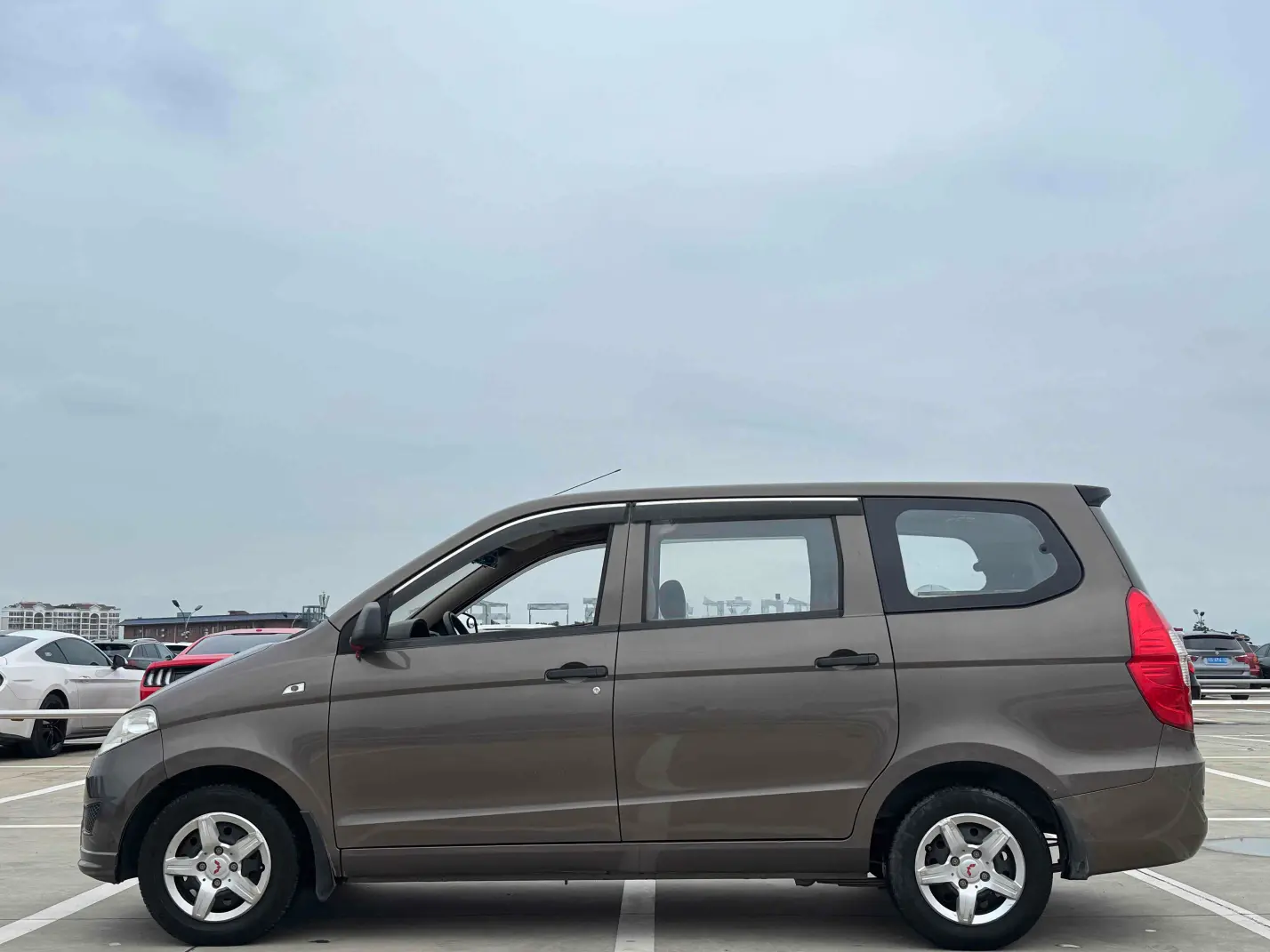 Wuling Hongguang