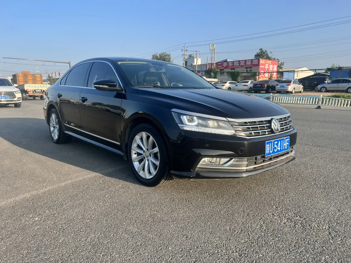 Volkswagen Passat