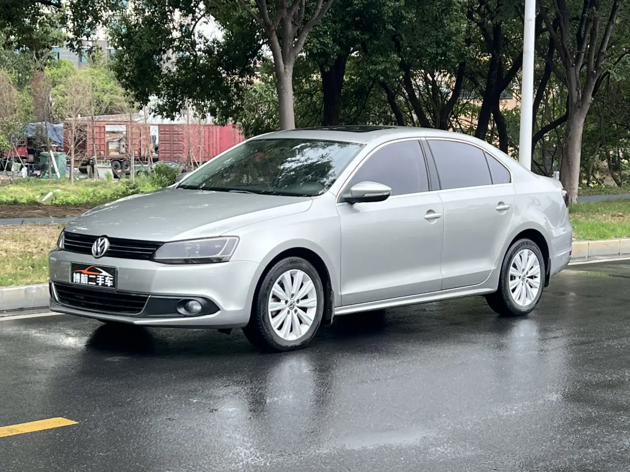 Volkswagen Sagitar  из Китая