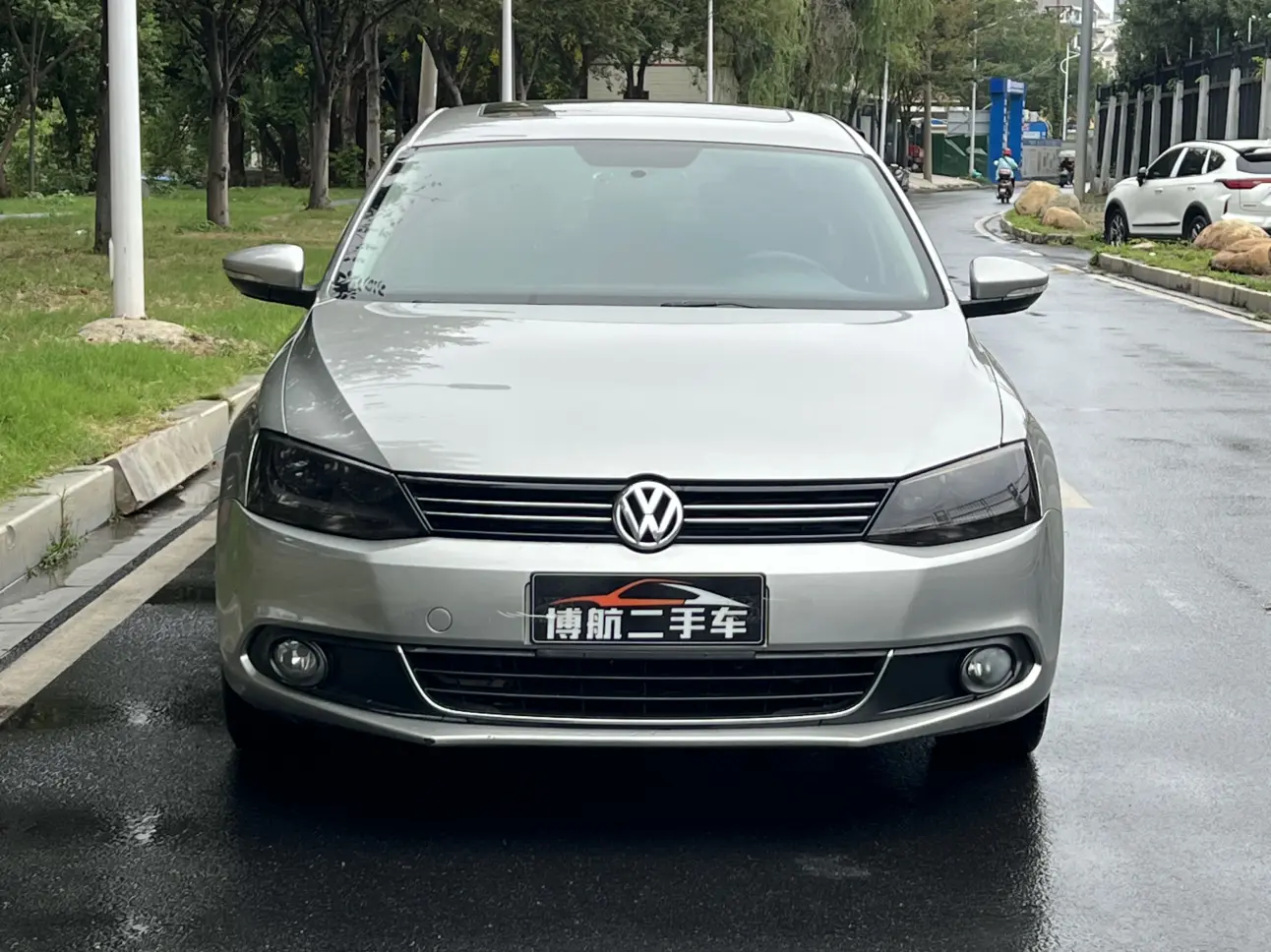 Volkswagen Sagitar  из Китая