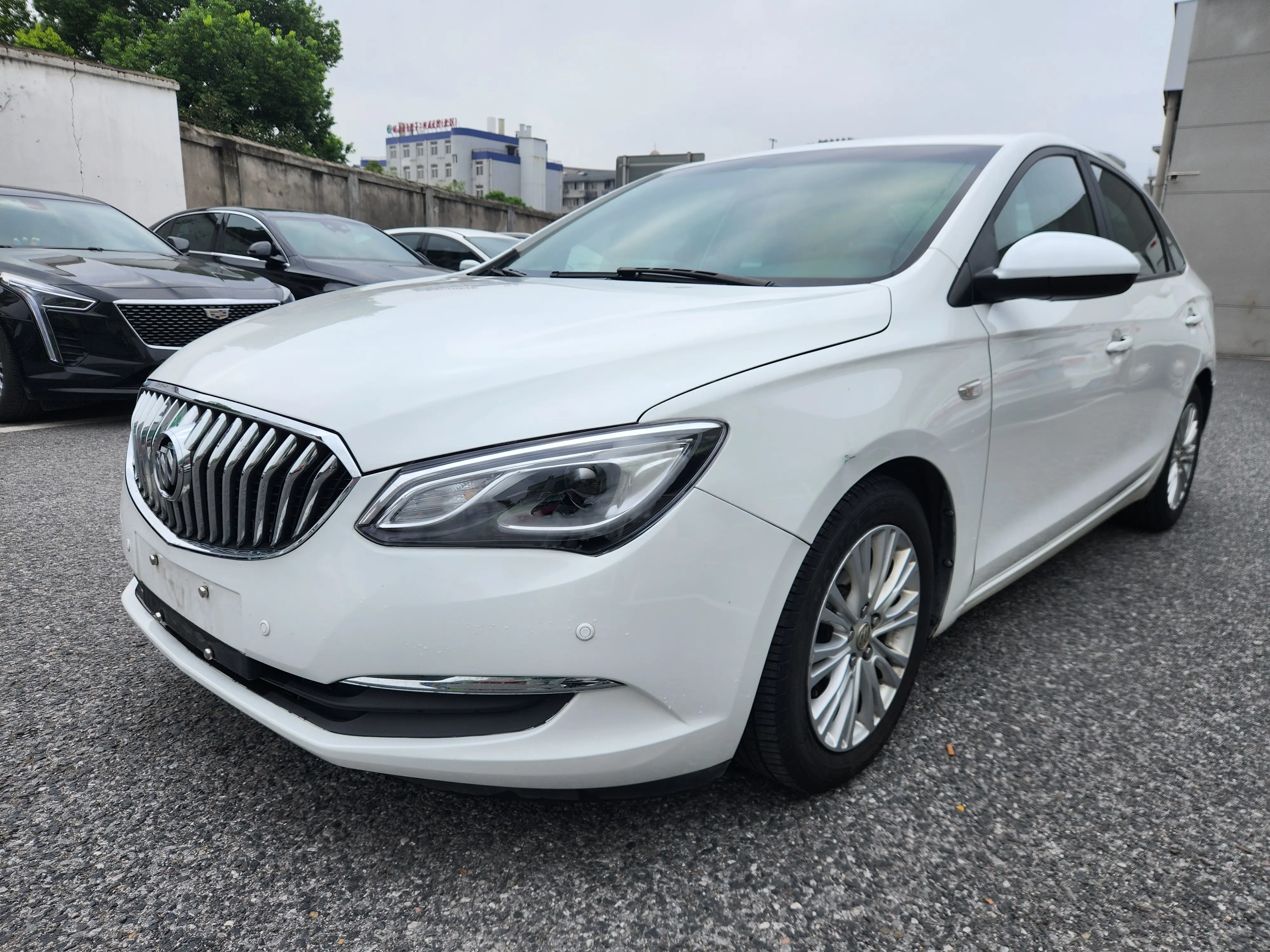 Buick Yinglang