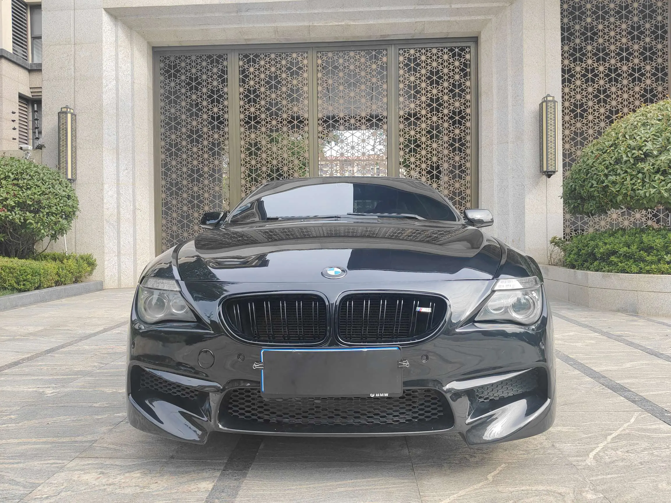 BMW 6 Series  из Китая