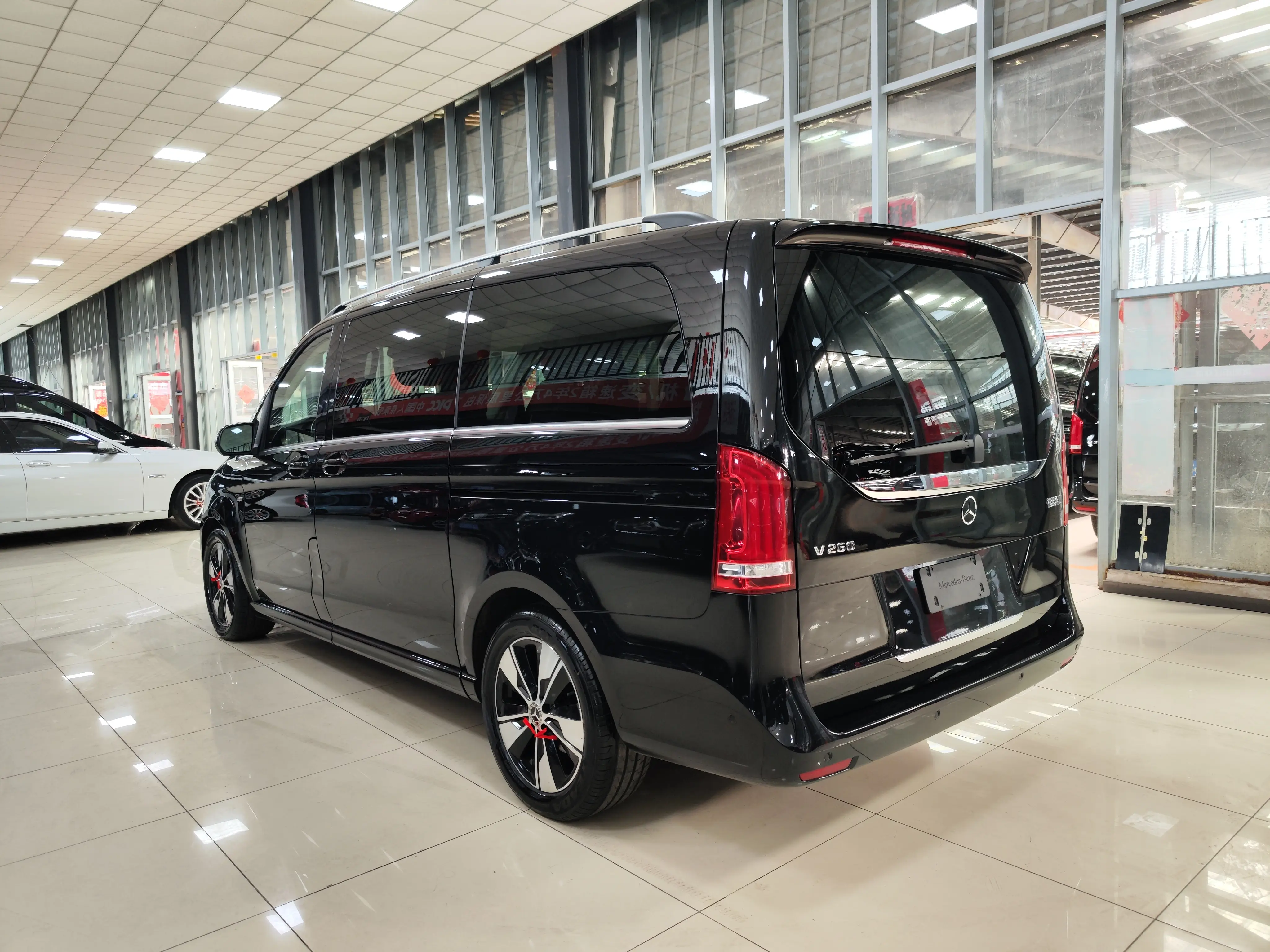 Mercedes-Benz Mercedes Benz V Class