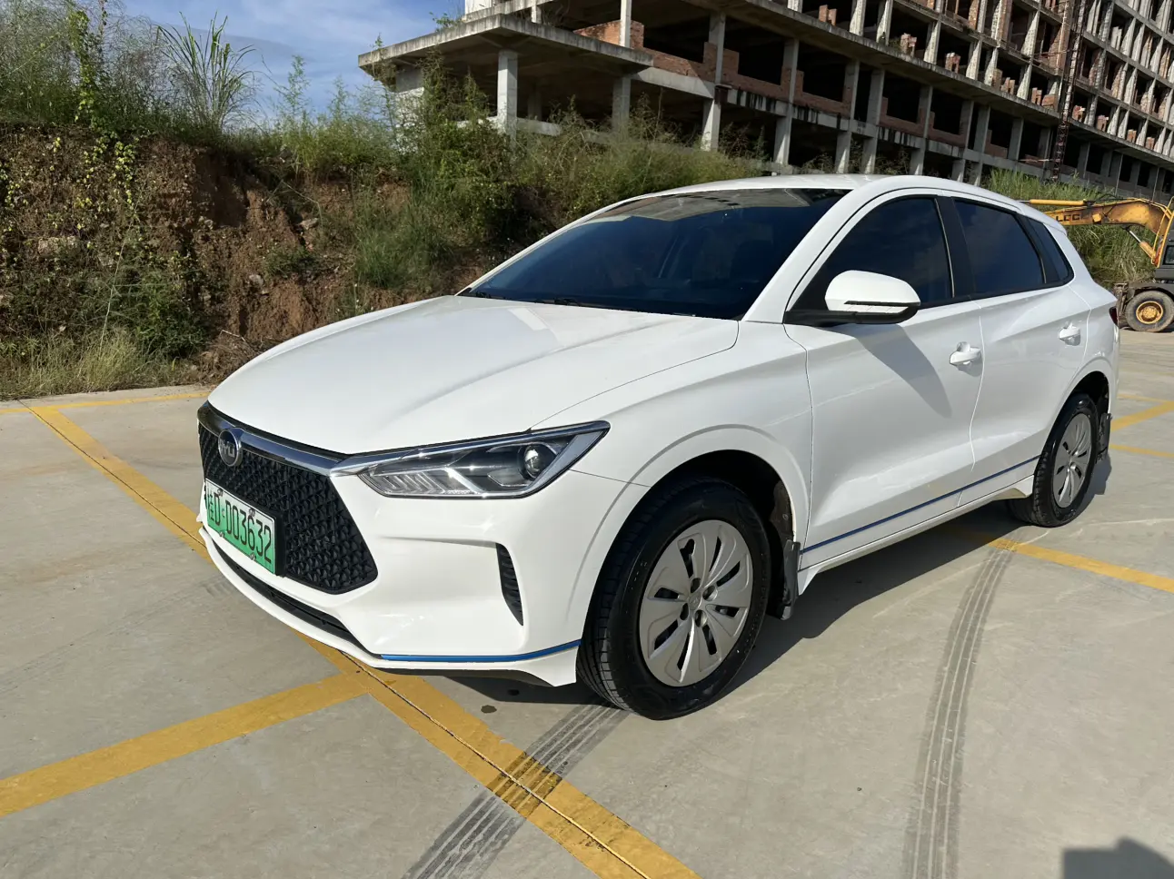 BYD e2  из Китая