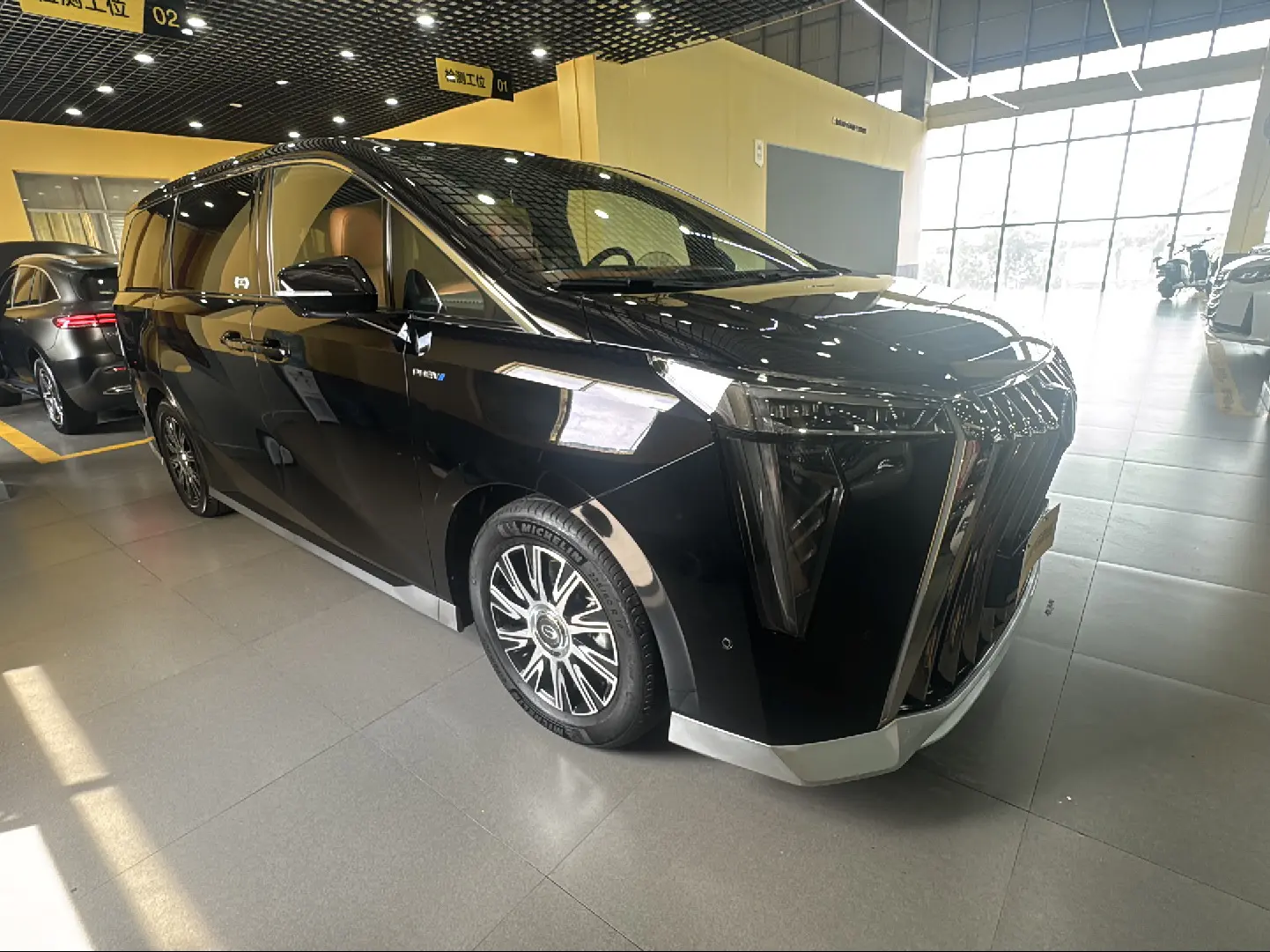 GAC Trumpchi E9 PHEV