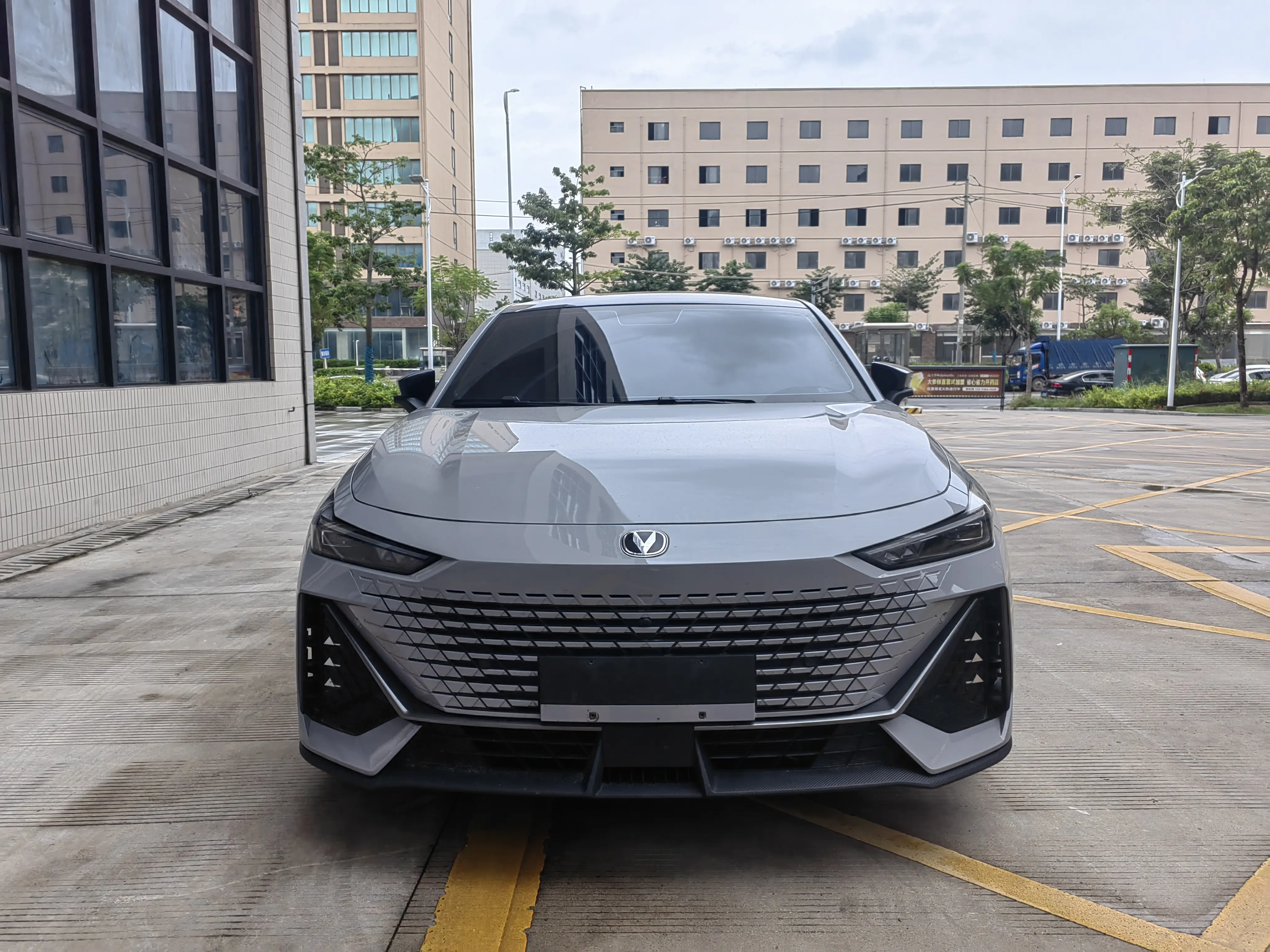 Changan UNI-V