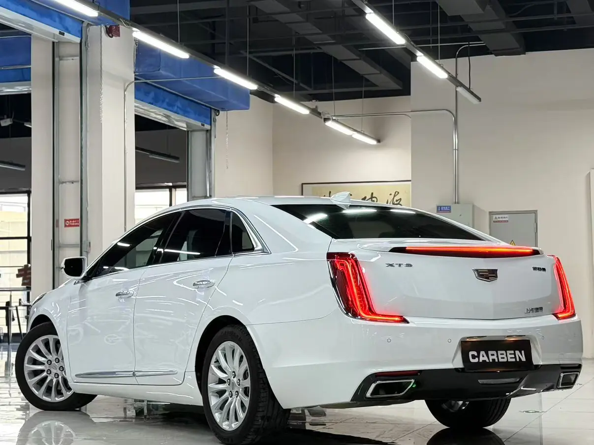 Cadillac XTS