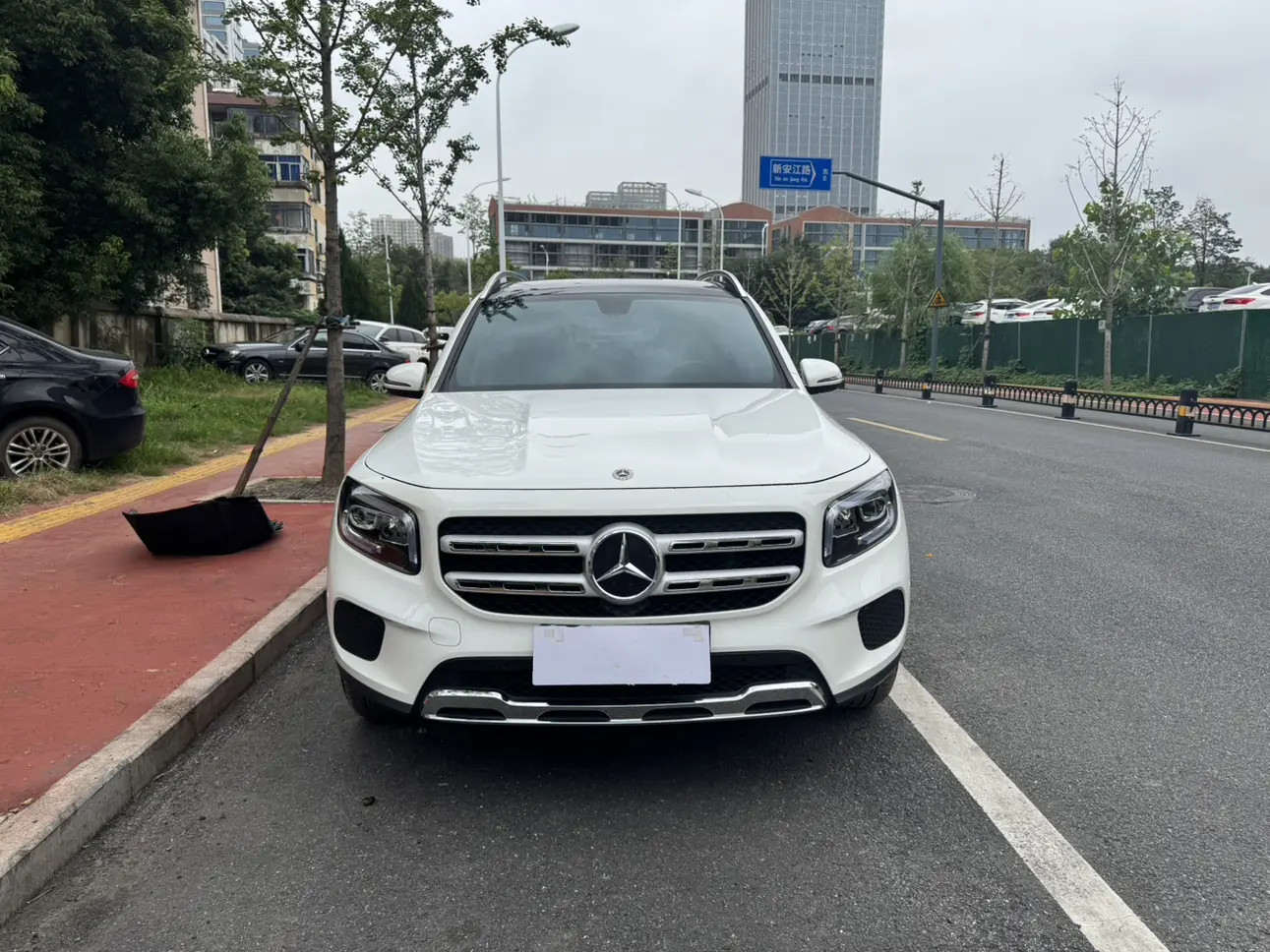 Mercedes-Benz GLB