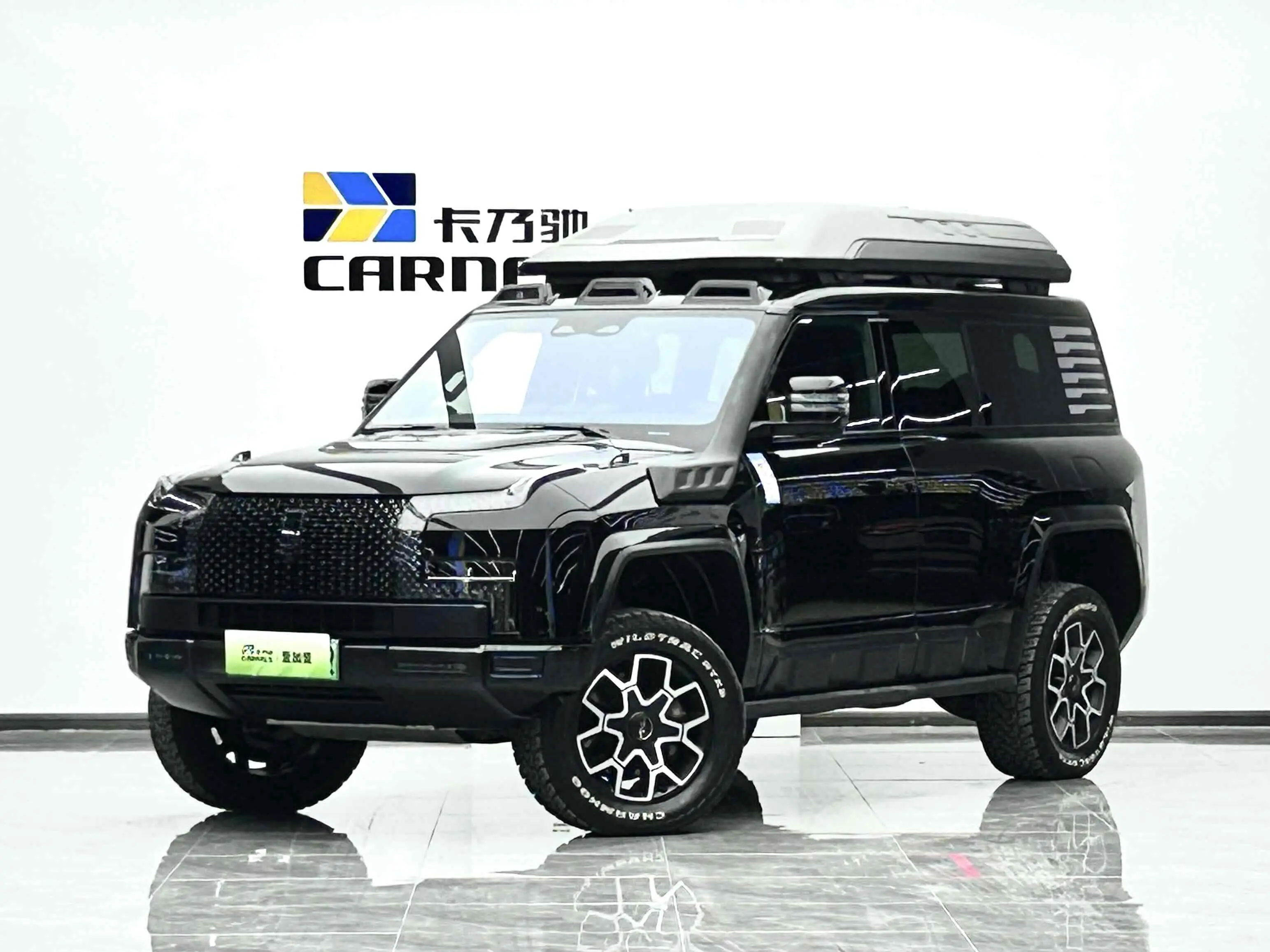 BYD Yangwang U8  из Китая