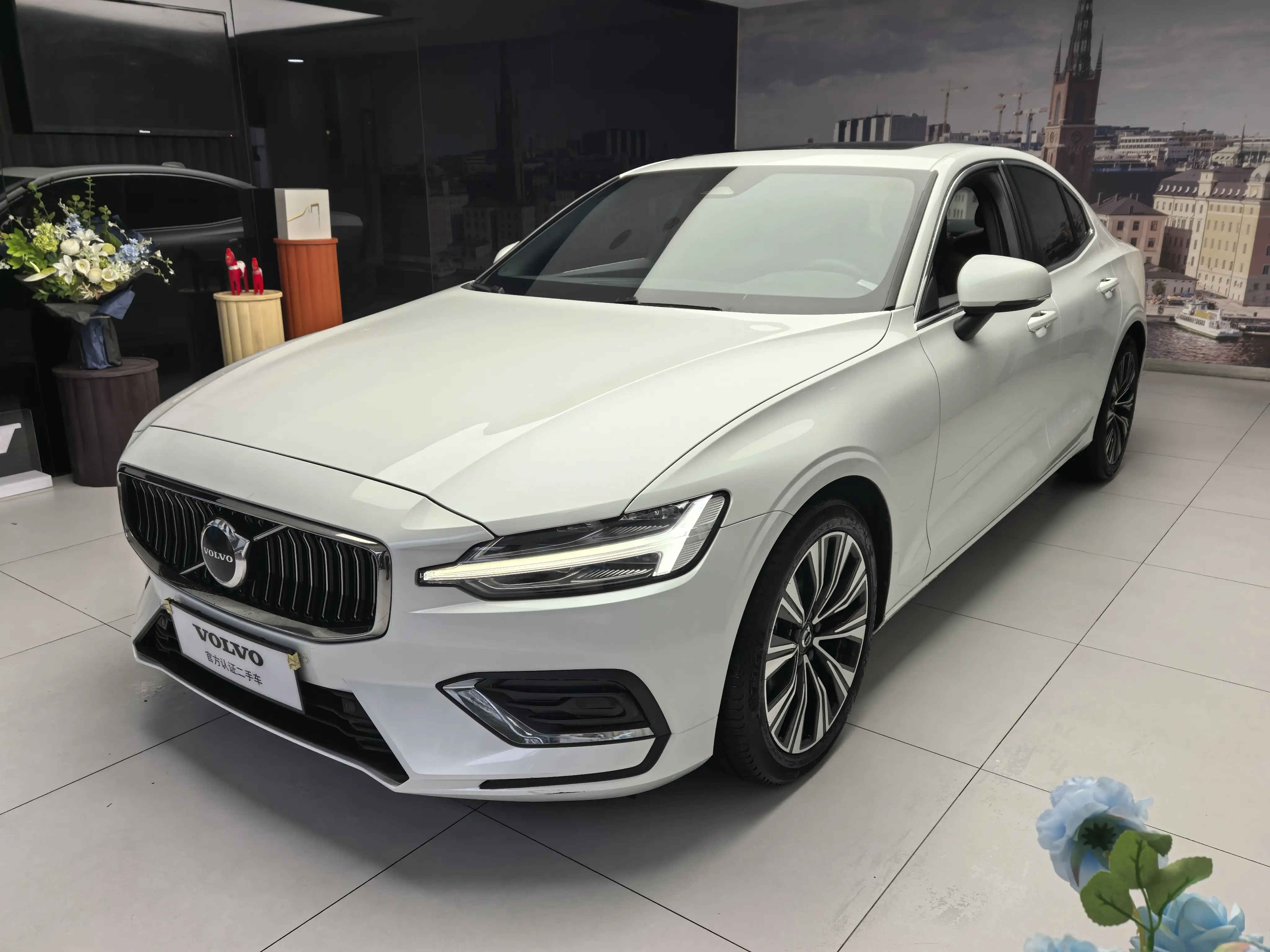 Volvo S60
