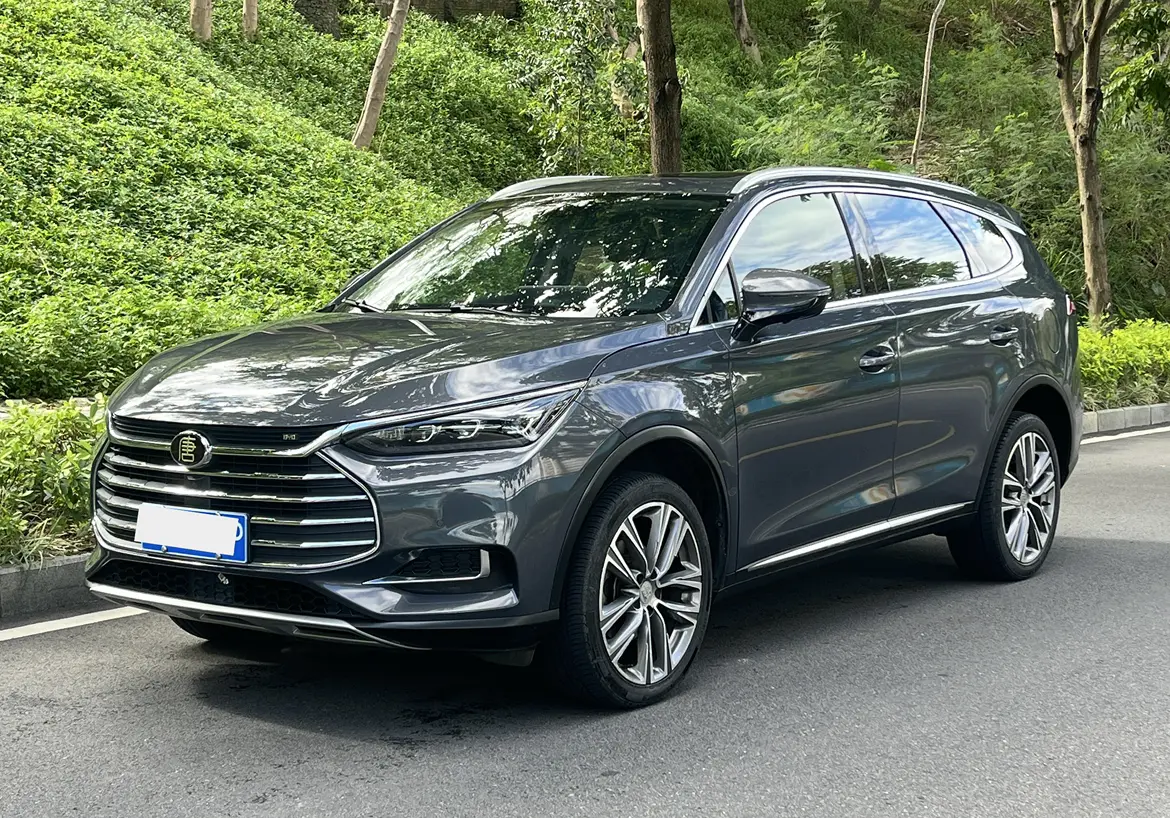 BYD Tang  из Китая