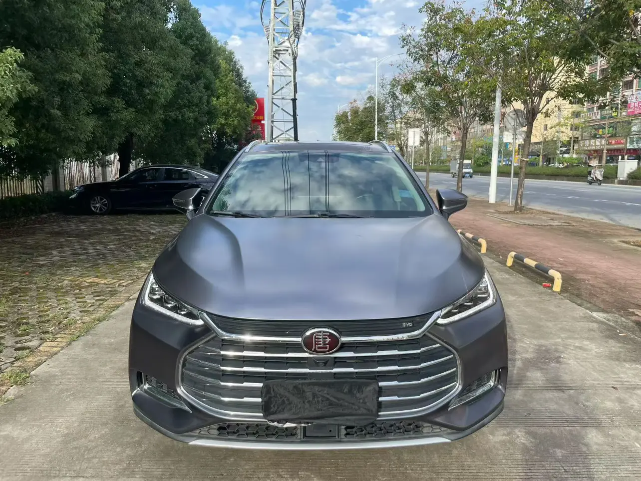 BYD Tang  из Китая