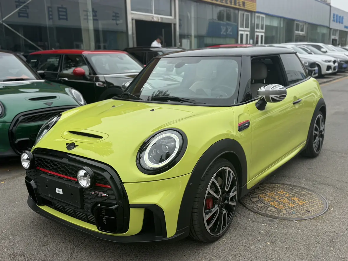 MINI JCW