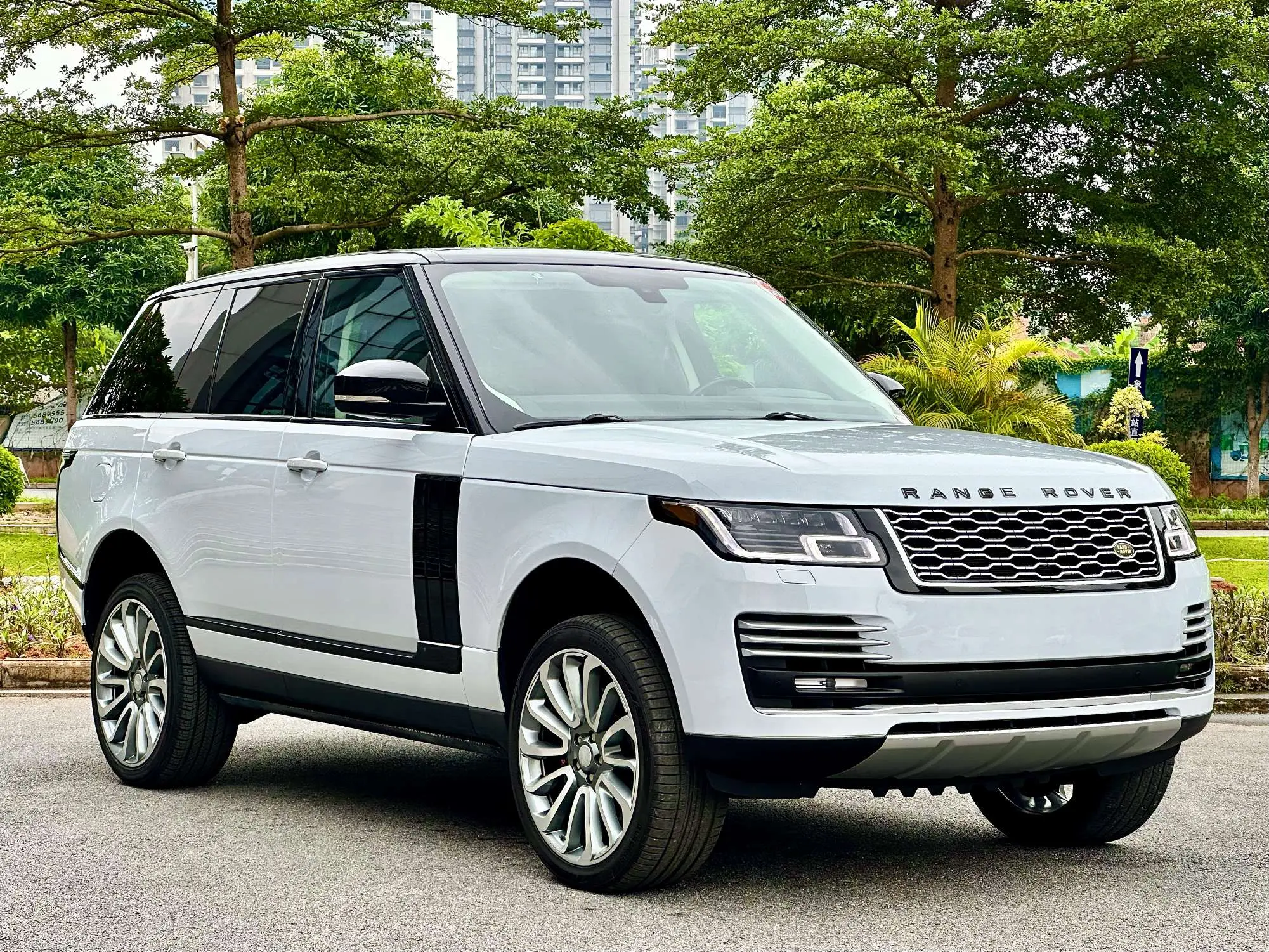 Land Rover Range rover