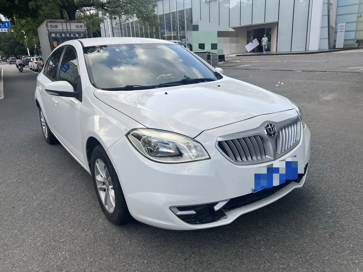 Brilliance Zhonghua H330