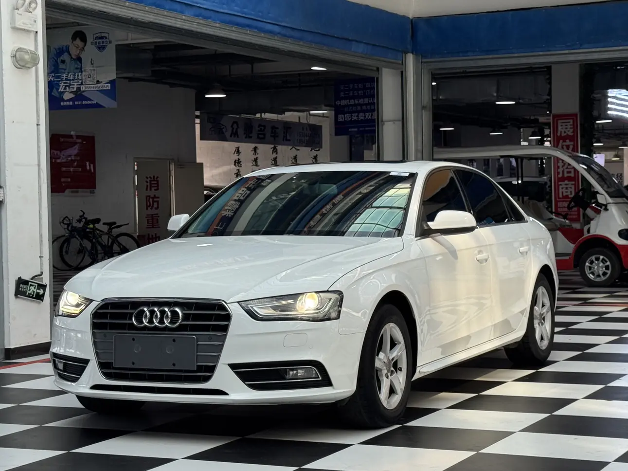 Audi A4L  из Китая