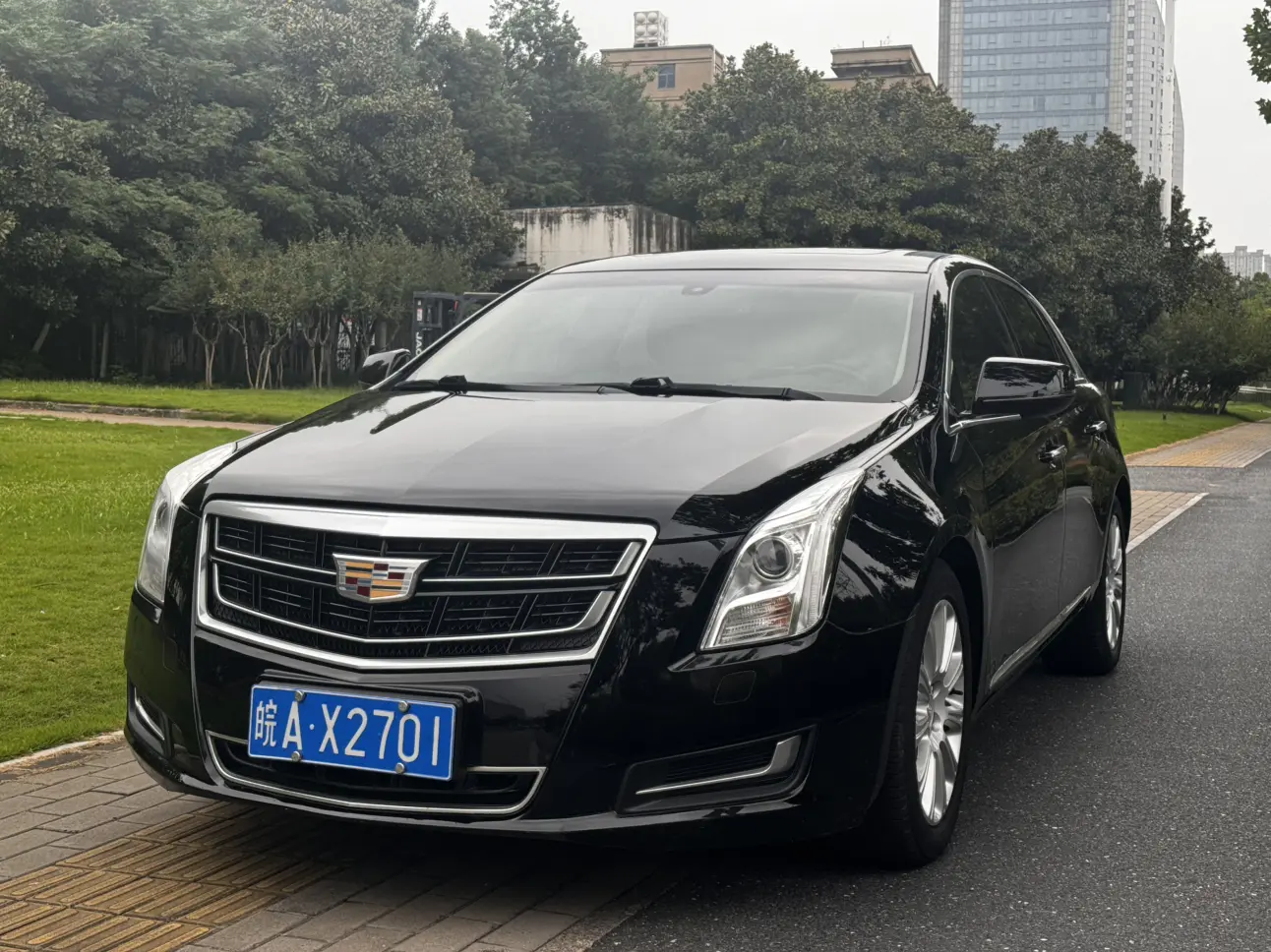 Cadillac XTS