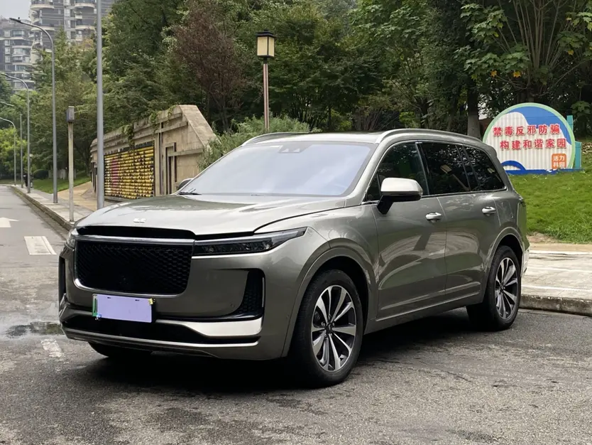 Li ONE (Ideal ONE)  из Китая