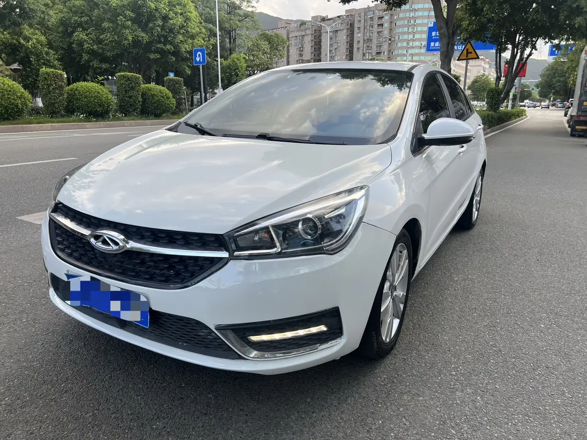 Chery Arrizo 5