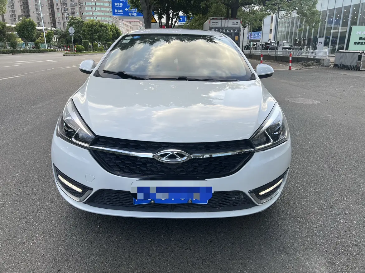 Chery Arrizo 5