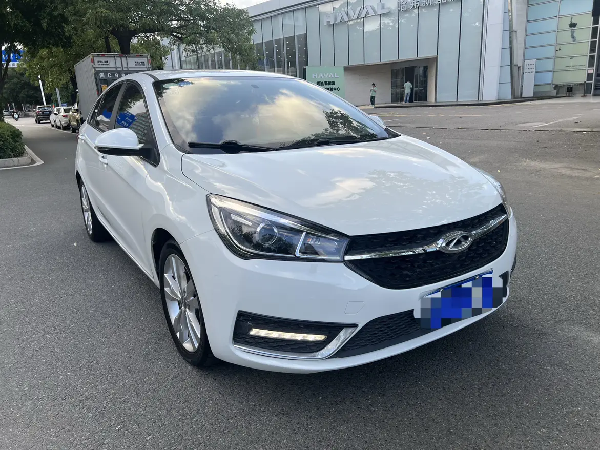 Chery Arrizo 5
