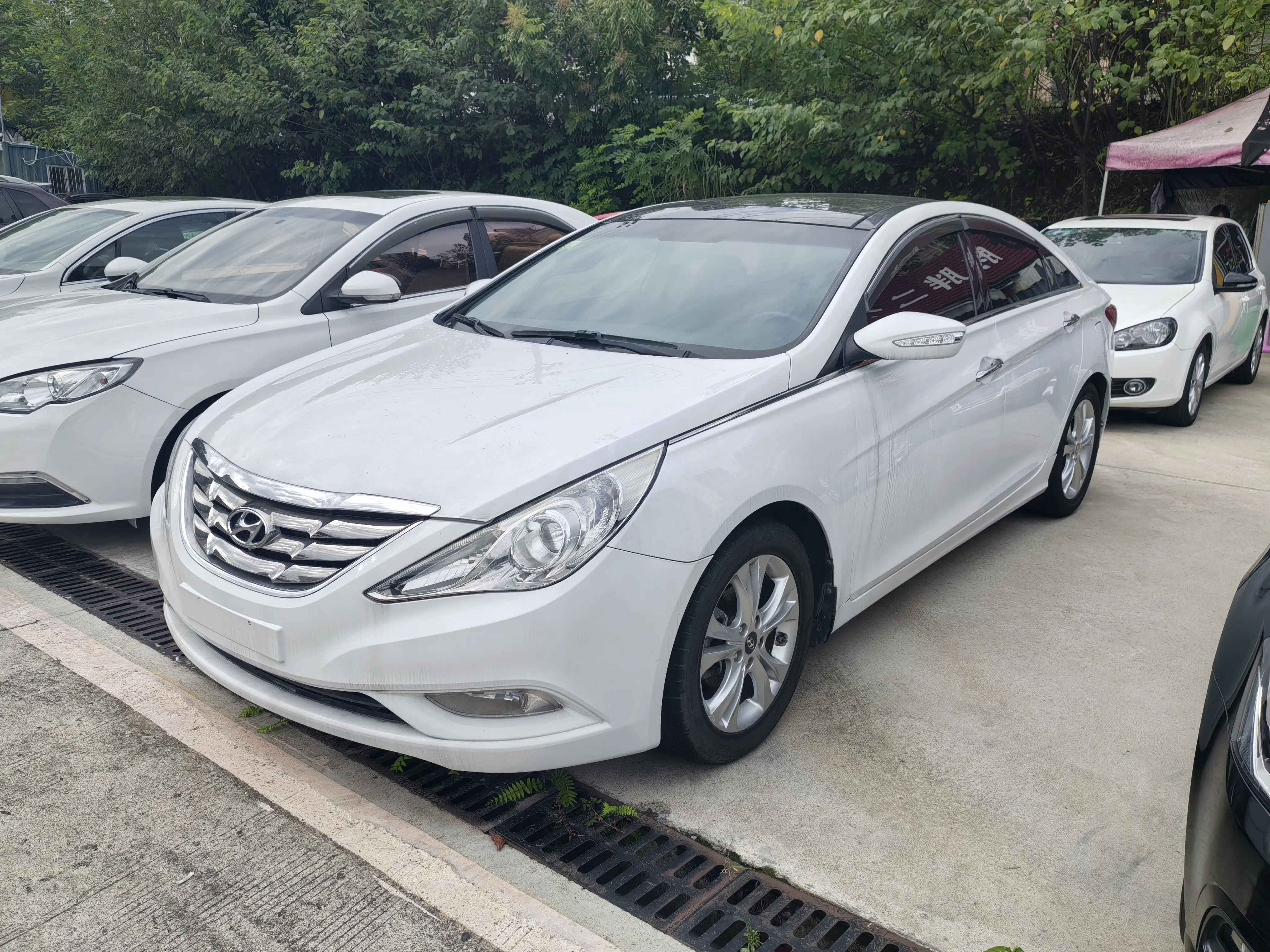 Hyundai Sonata eight