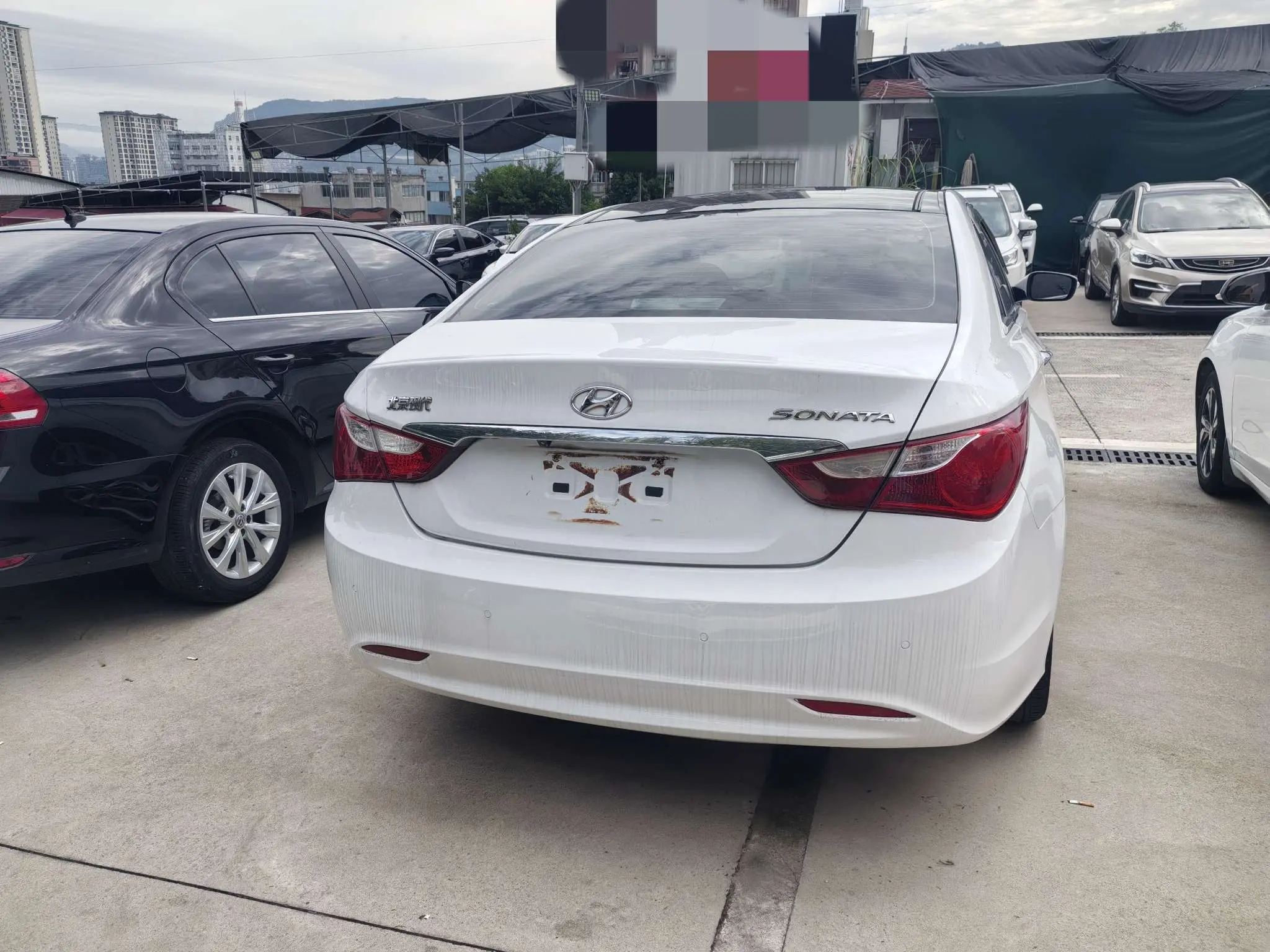 Hyundai Sonata eight