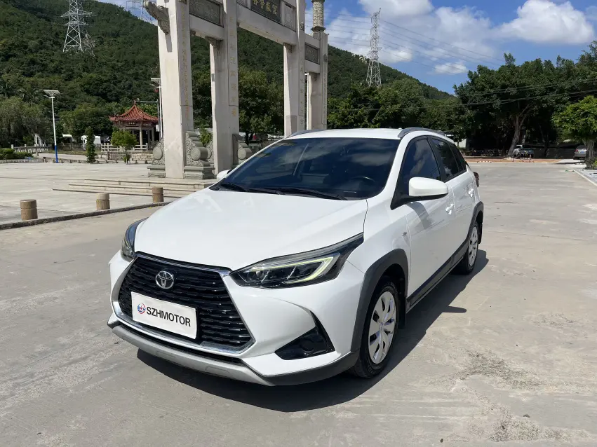 Toyota YARiS L to dazzle