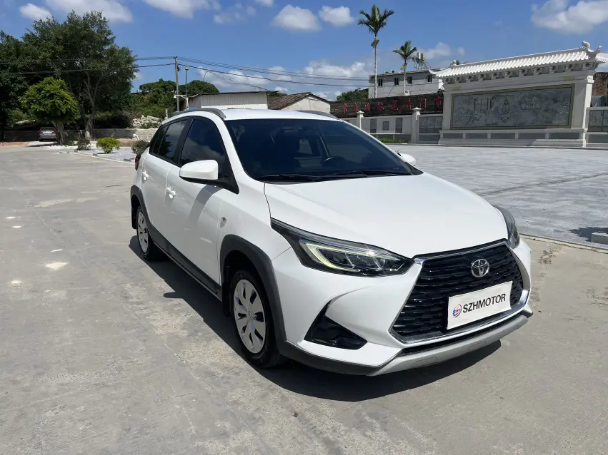 Toyota YARiS L to dazzle