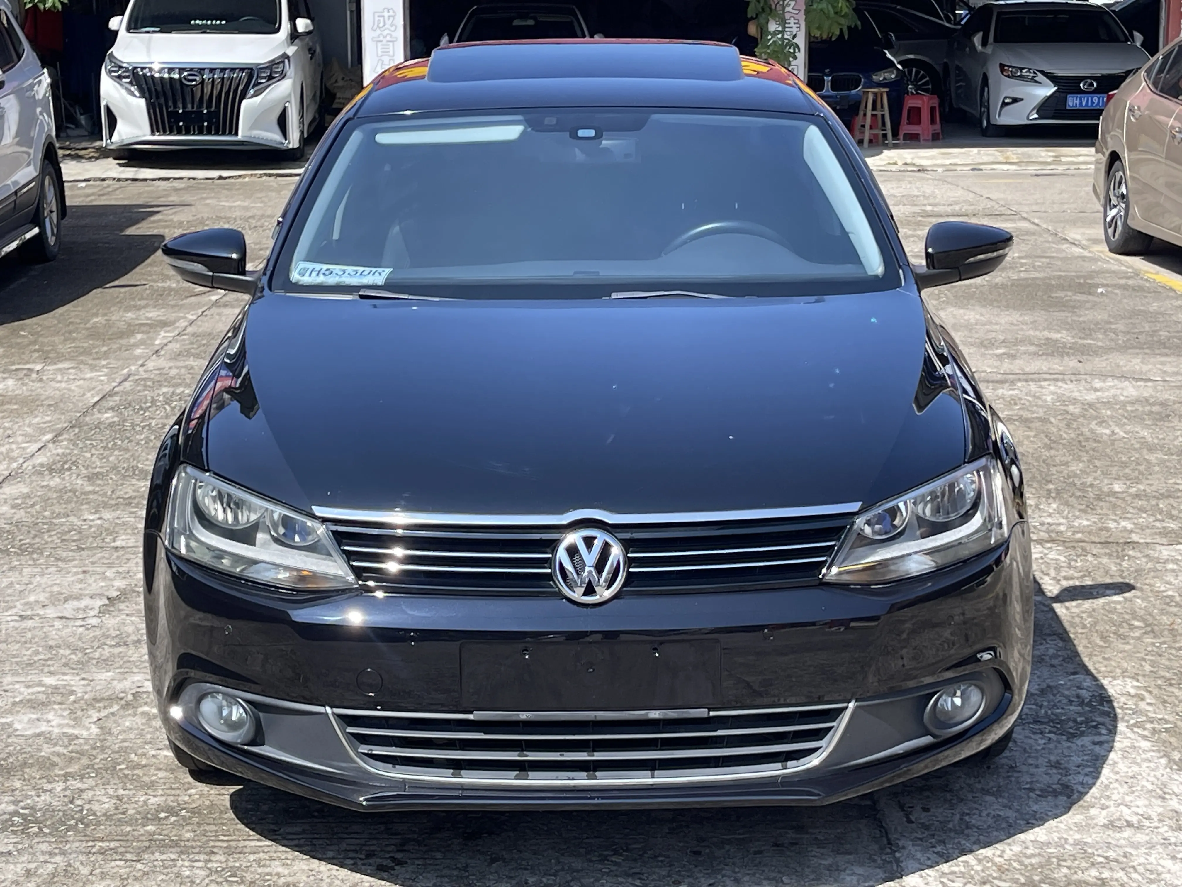 Volkswagen Sagitar  из Китая