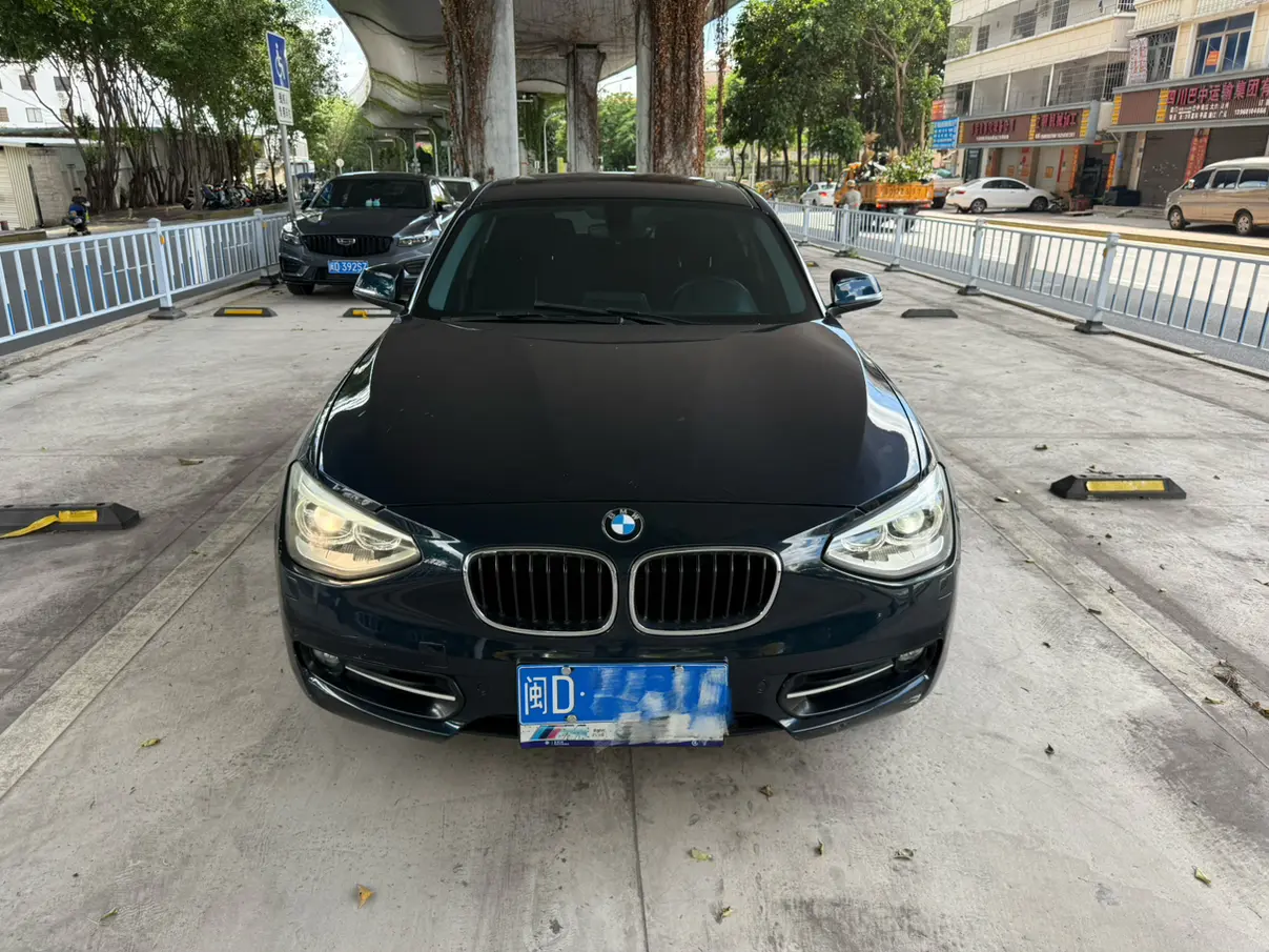 BMW 1 Series (imported)